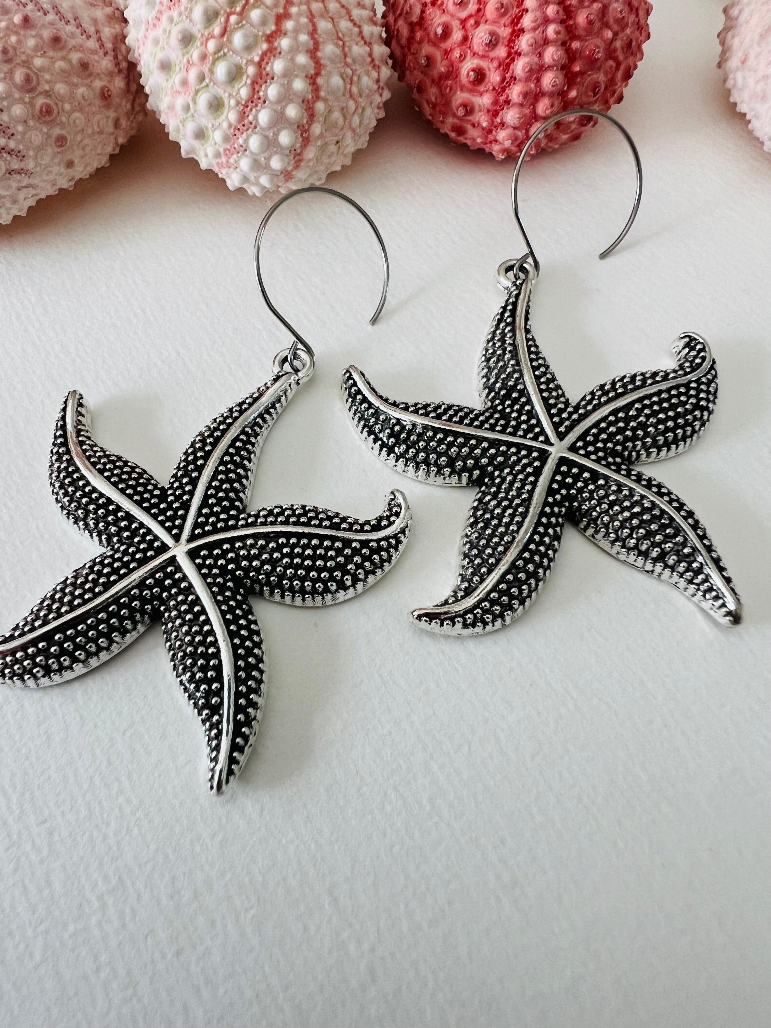 Boucles d’oreilles TRISTANA étoiles de mer argentées - Créations Uniques