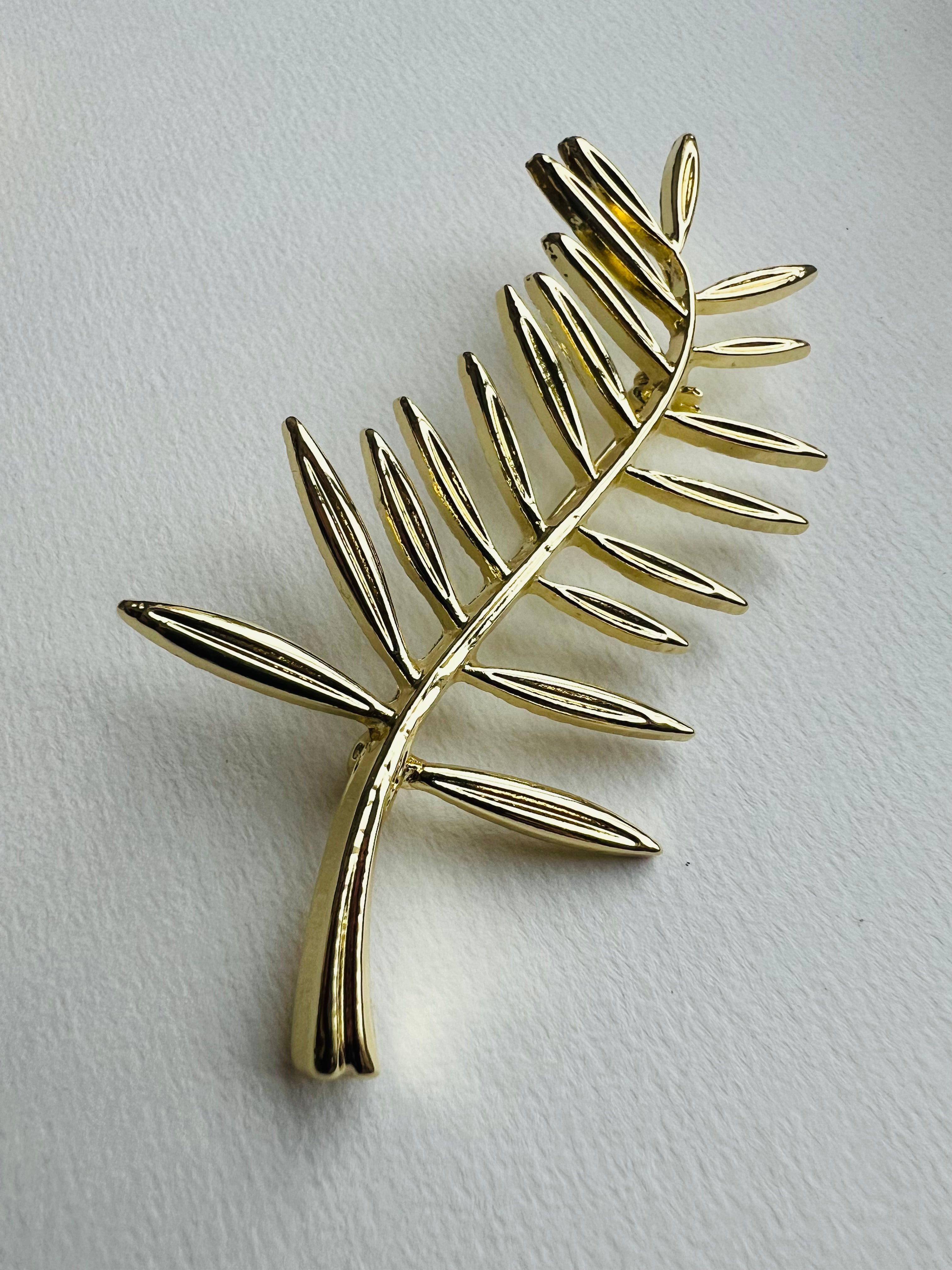 Broche chic CANDELARIA grande feuille dorée - Créations Uniques