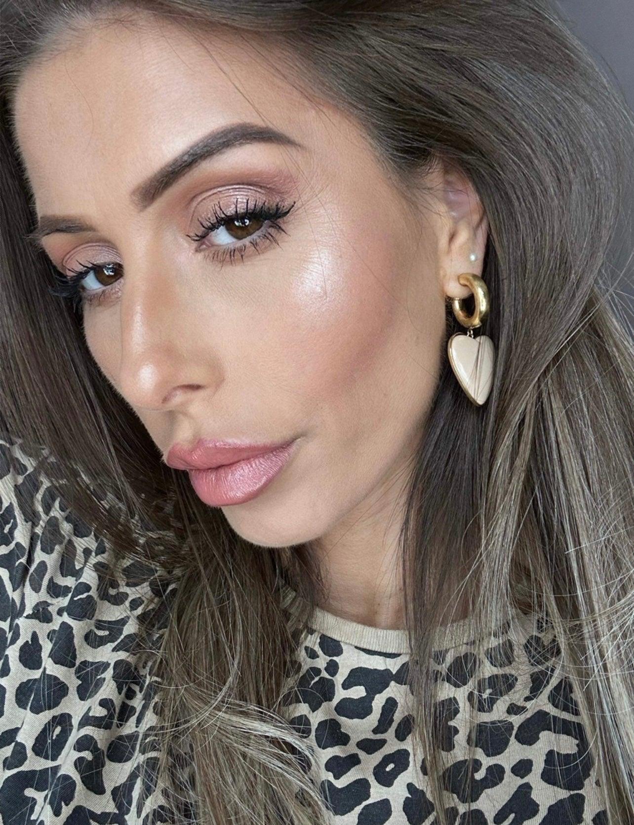 Boucles d’oreilles ADDISON Cœurs crème blanc cassé - Créations Uniques