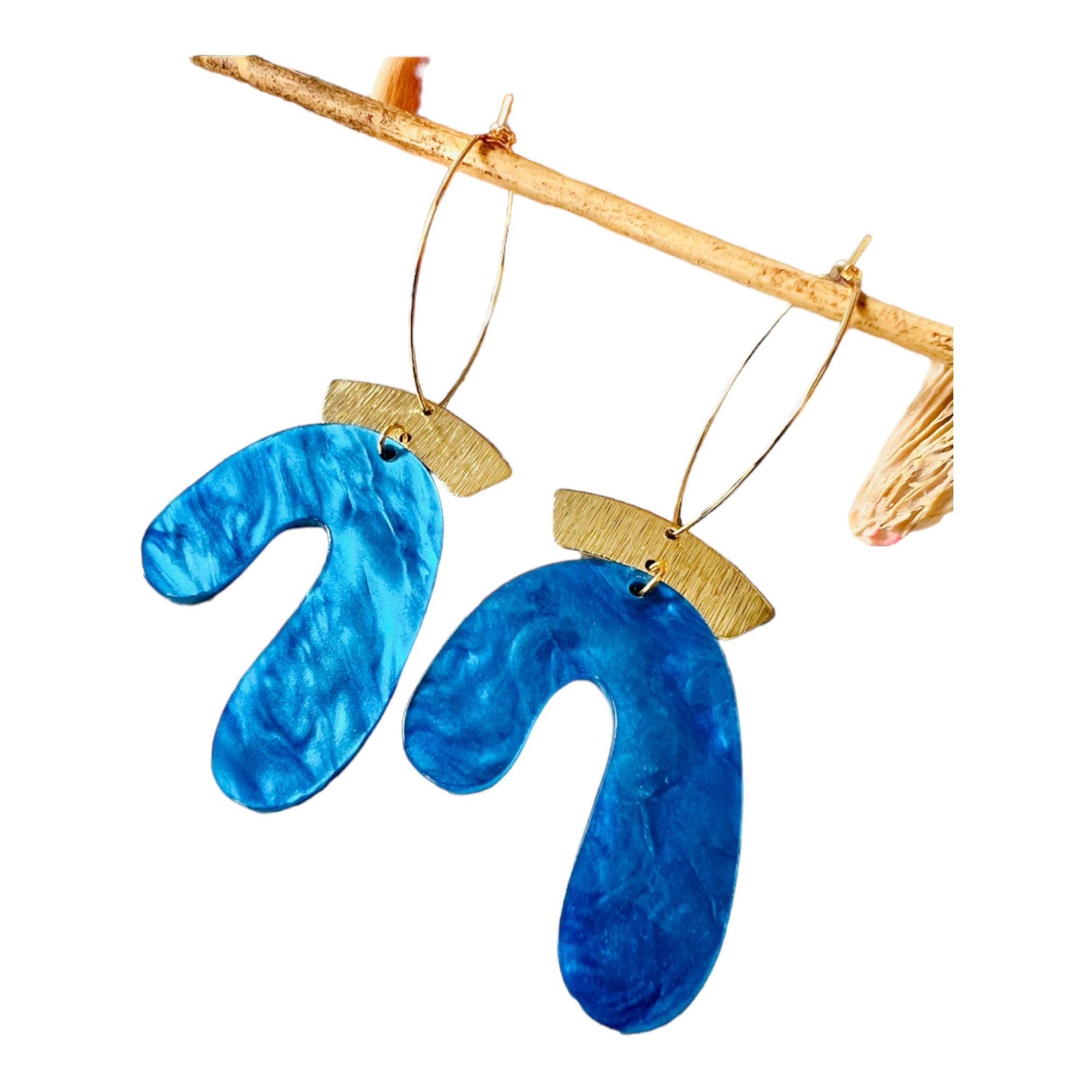 Boucles d’oreilles MURPHY résine bleue anneaux ovales - Créations Uniques - Créations Uniques