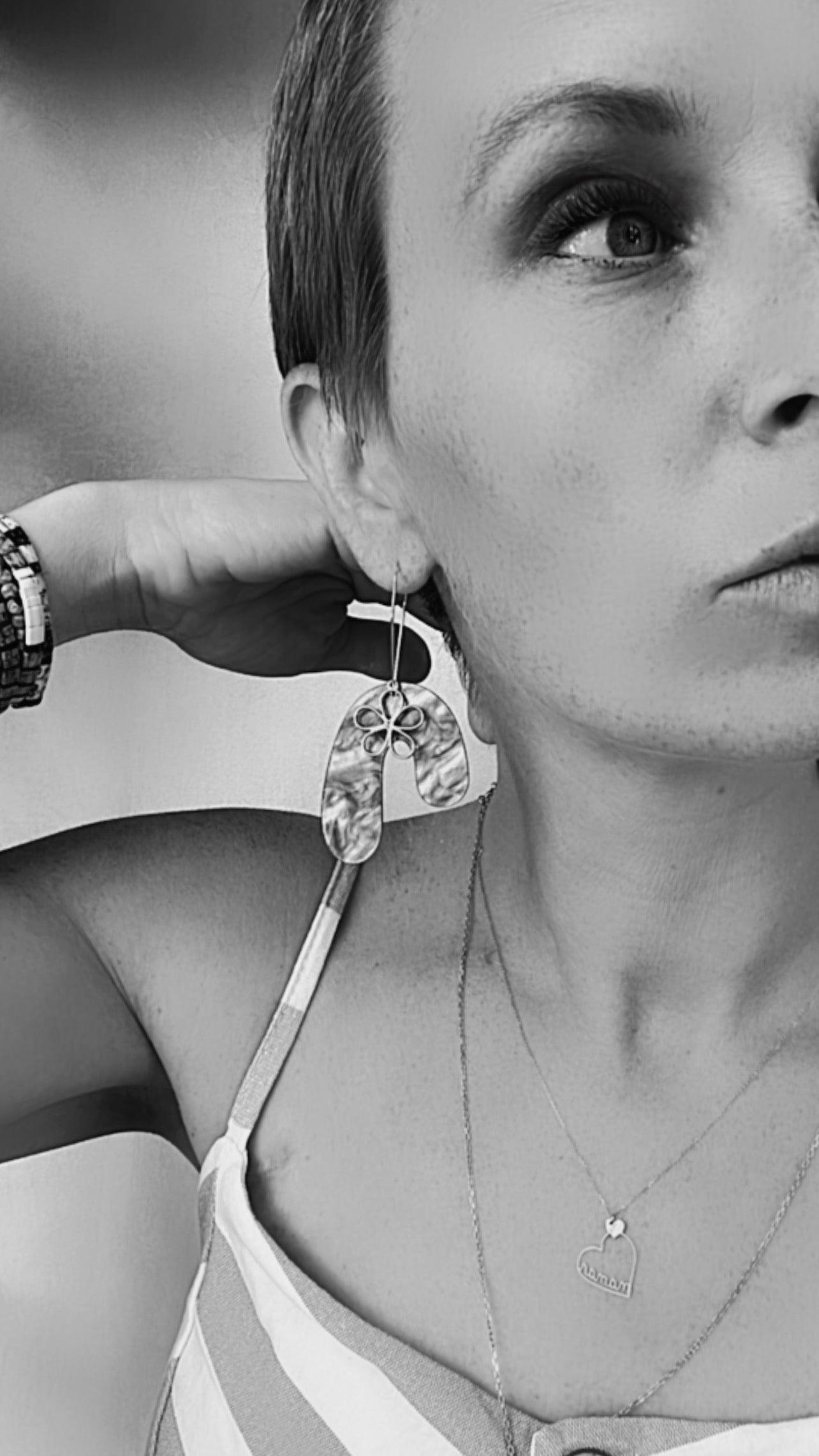 Boucles d’oreilles MURPHY résine turquoise - Créations Uniques - Créations Uniques