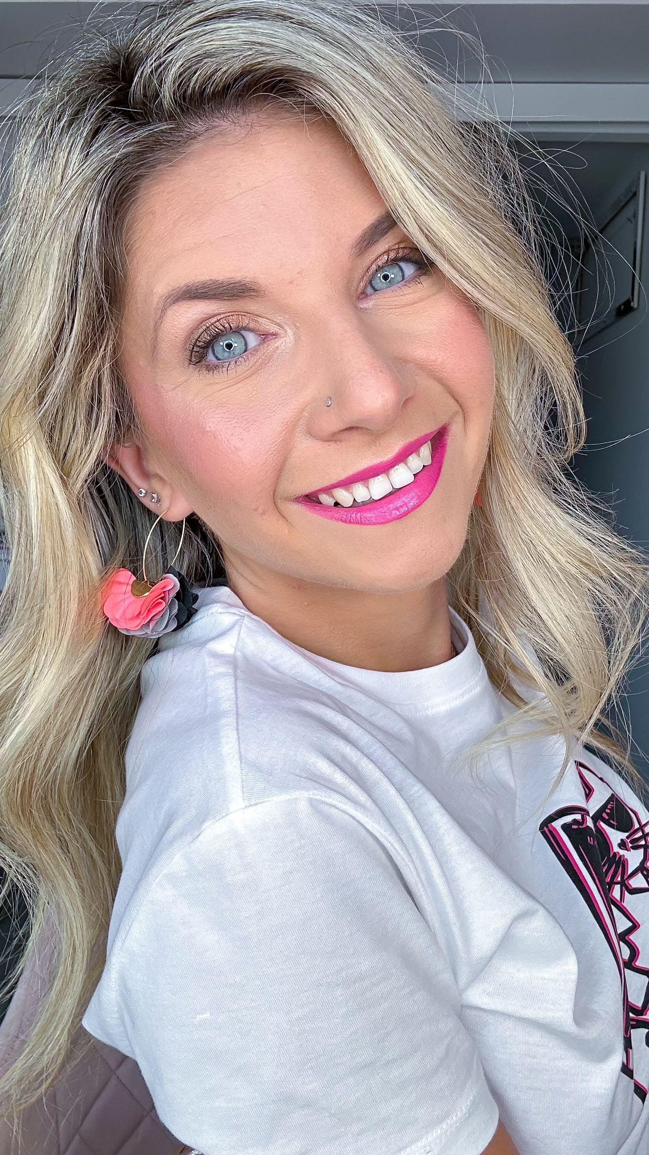 Boucles d’oreilles anneaux ovales LÉA pampilles tissu rose et noir - Créations Uniques - Créations Uniques