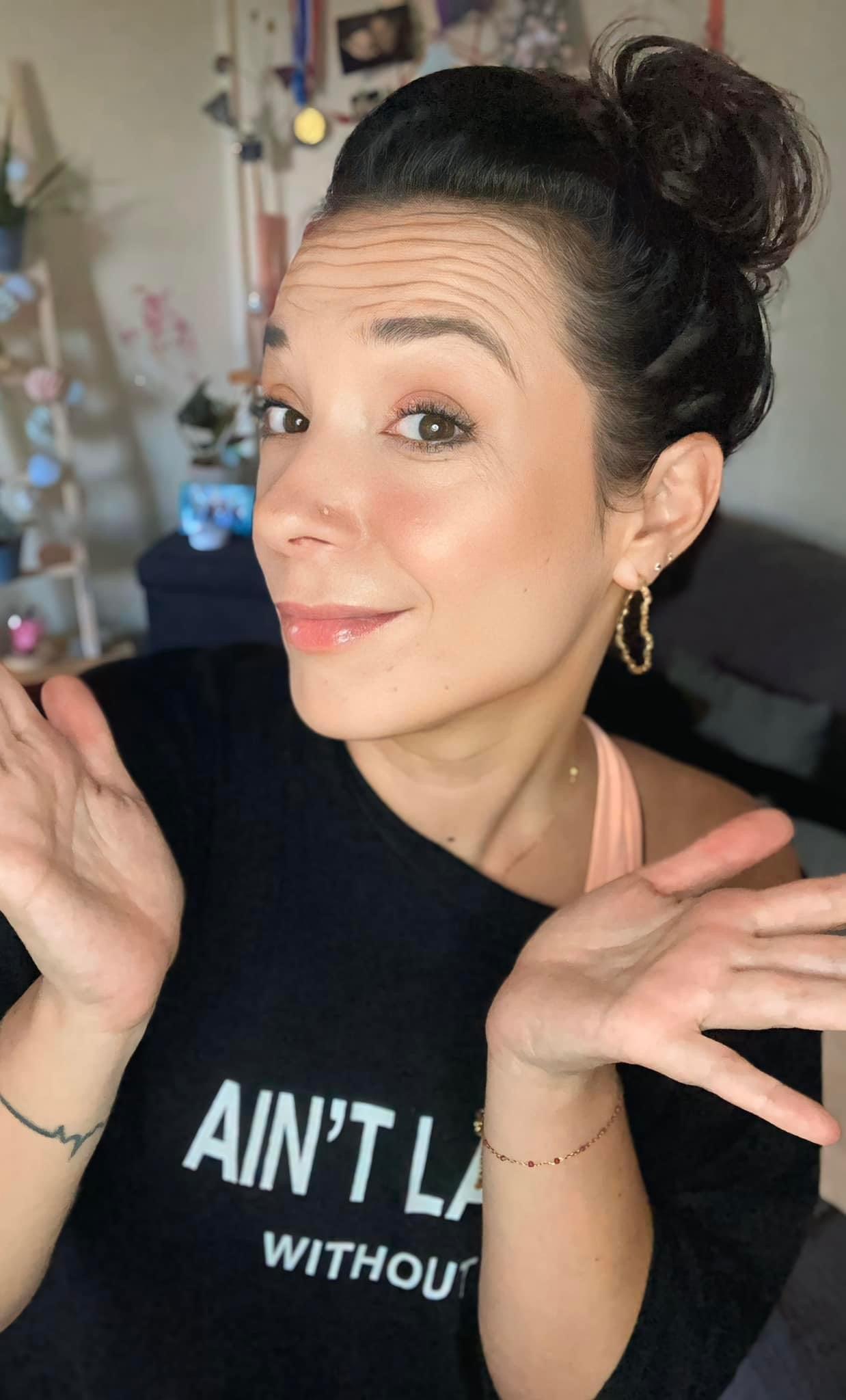 Boucles d’oreilles KAYLYNE créoles cœurs dorés - Créations Uniques