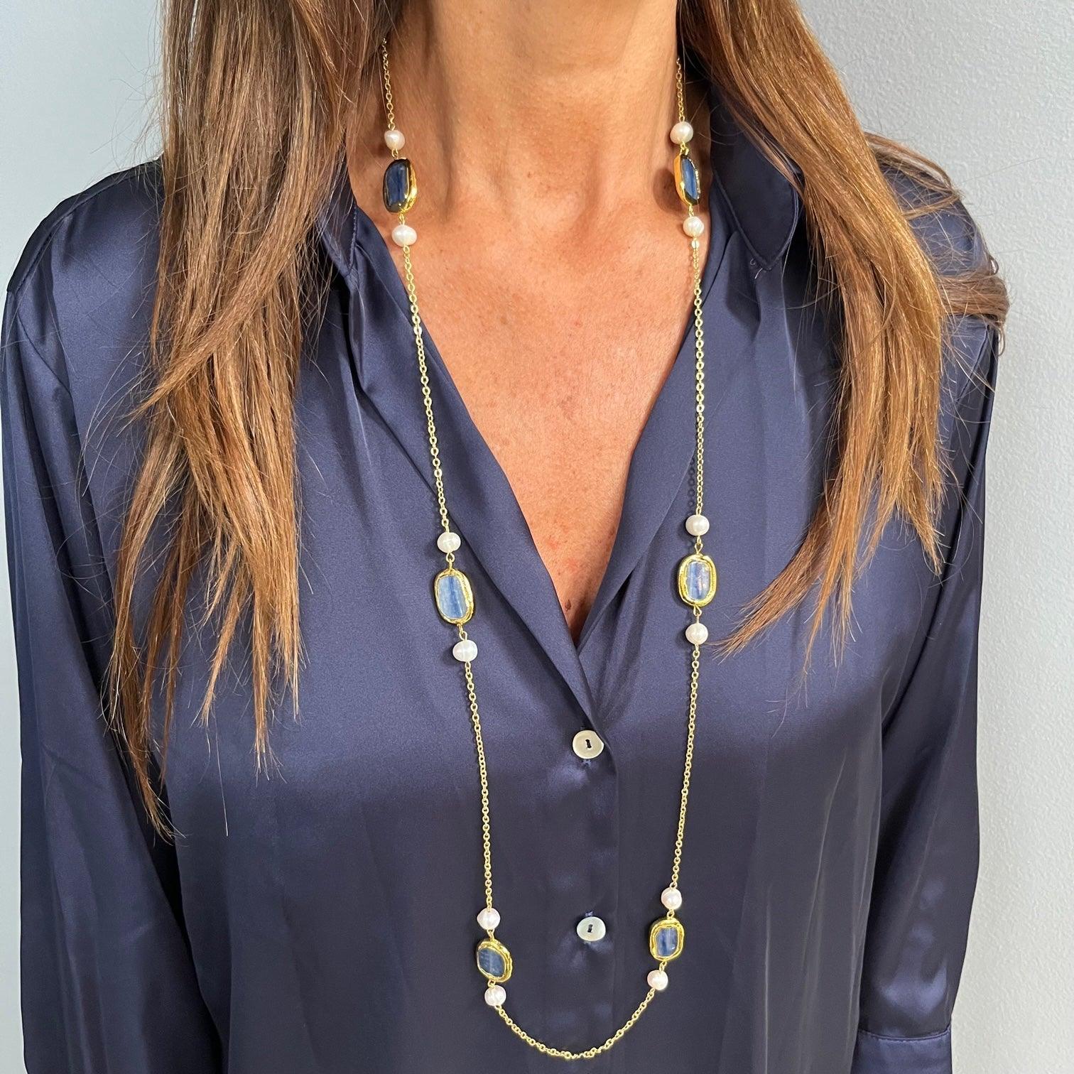 N75533 Collier station délicates pierres précieuses de cyanite - Karine Sultan - Créations Uniques