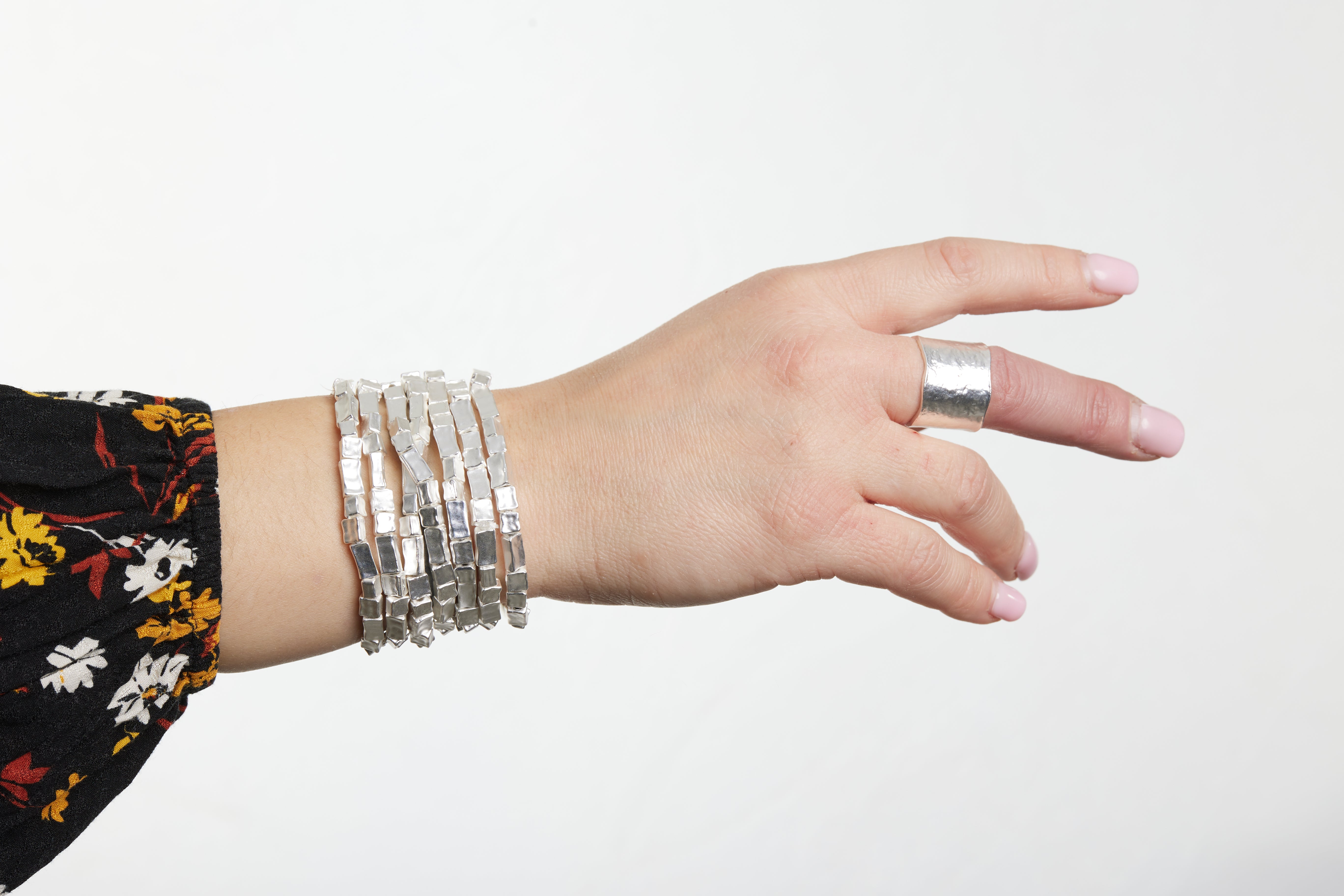 B50026 Bracelet perles allongées - Karine Sultan - Créations Uniques