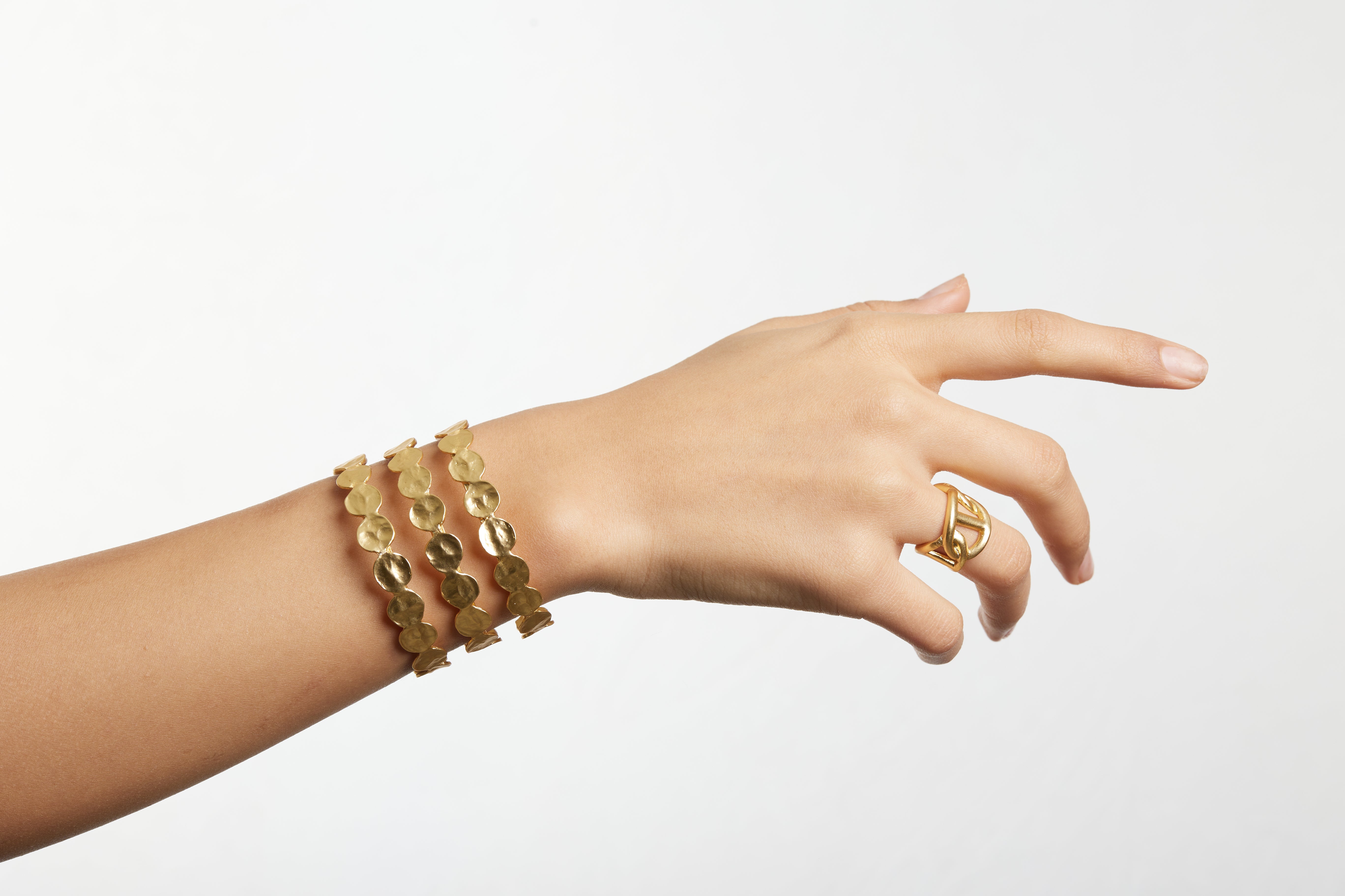 B70721 Bracelet manchette mini pièce - Karine Sultan - Créations Uniques