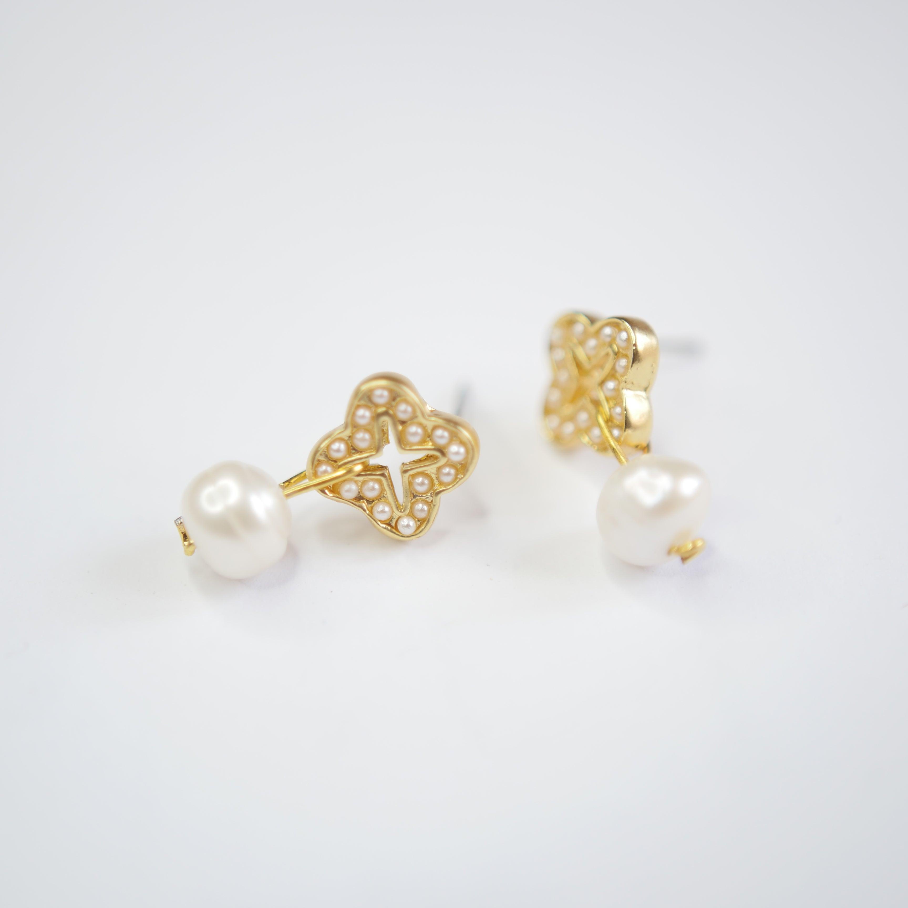 E71617 Boucles d'oreilles - Karine Sultan - Créations Uniques