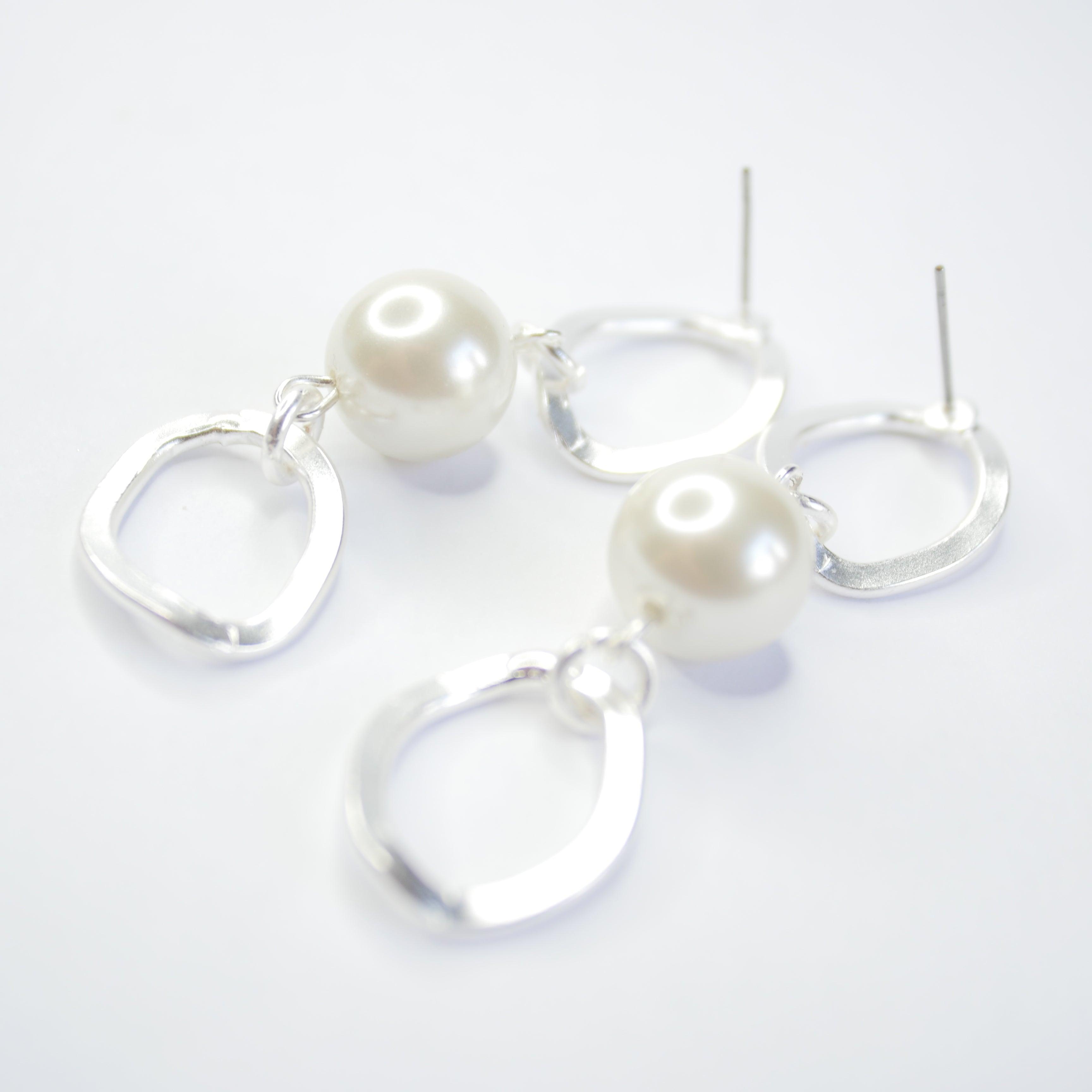 E71705 Boucles d'oreilles - Karine Sultan - Créations Uniques