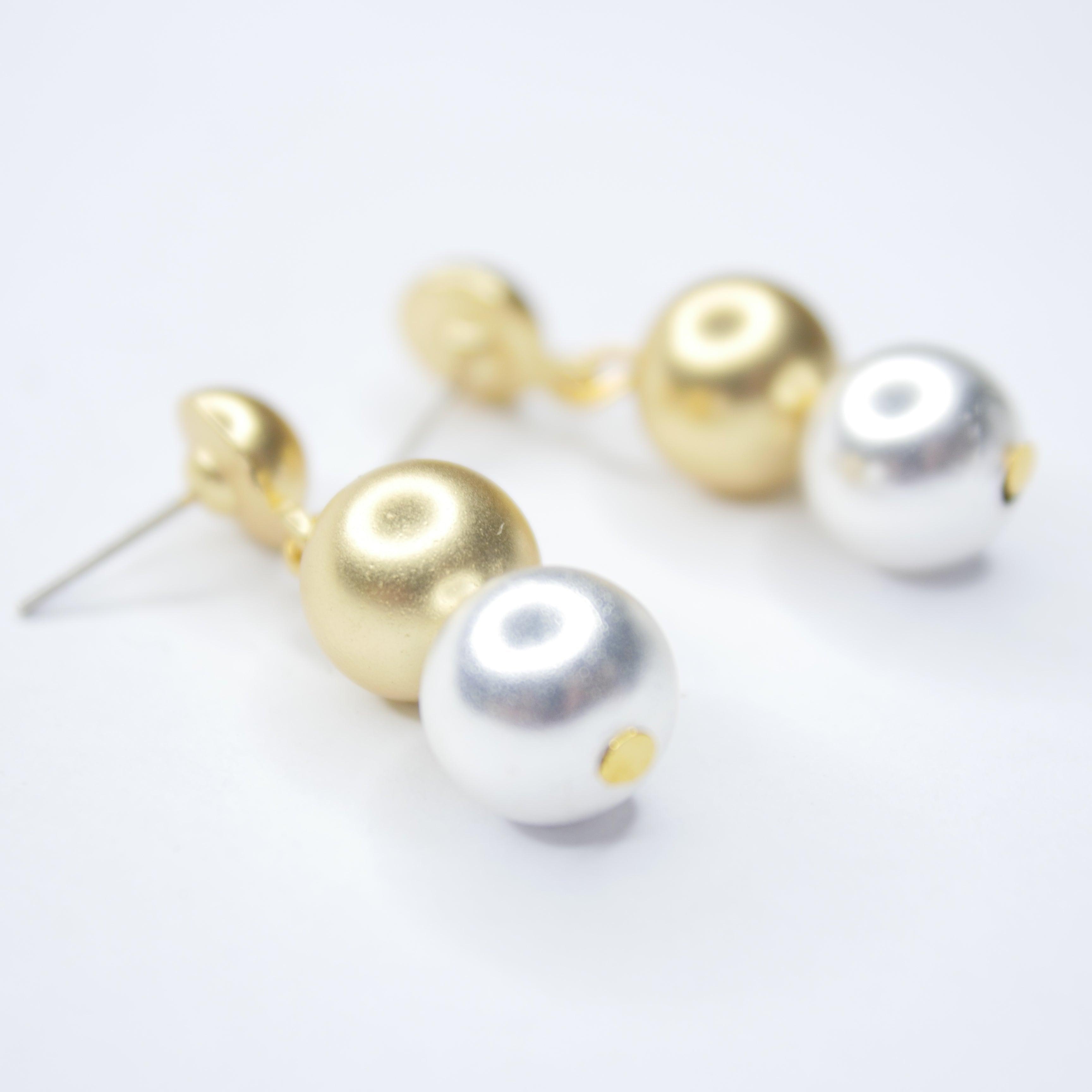 E73541 Boucles d'oreilles perles polies métaux mixtes - Karine Sultan - Créations Uniques