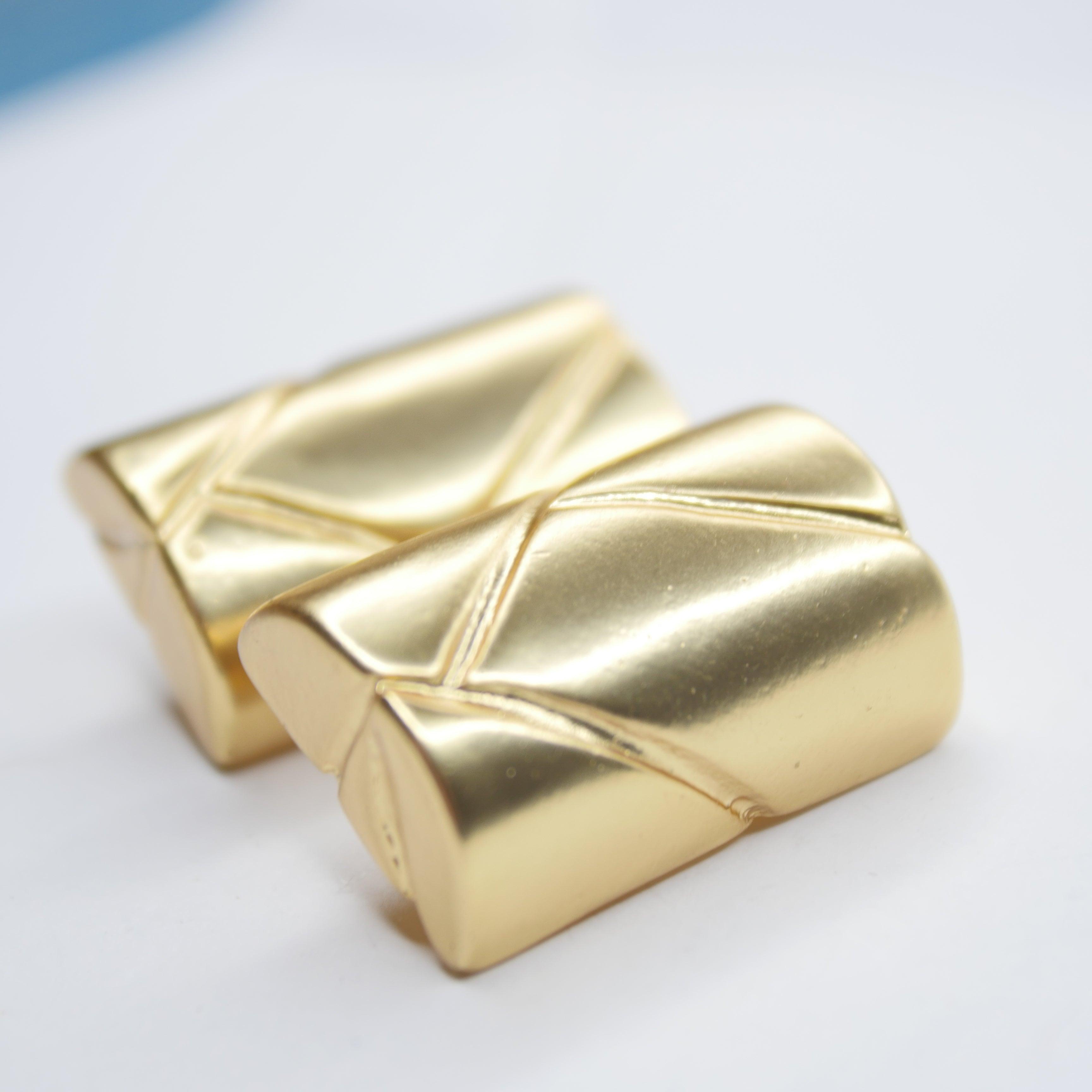 E80028 Boucles d'oreilles clips demi cylindre - Karine Sultan - Créations Uniques