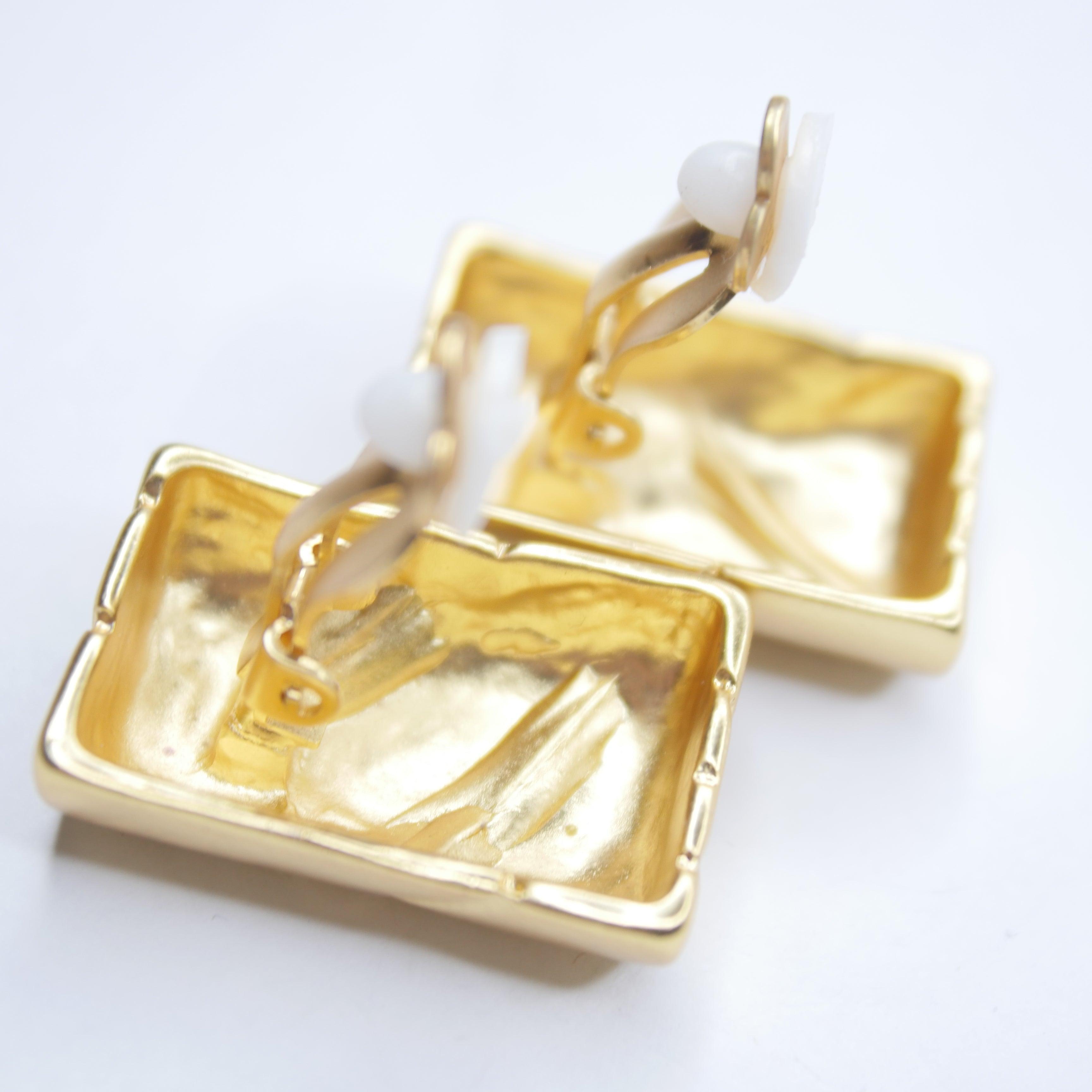 E80028 Boucles d'oreilles clips demi cylindre - Karine Sultan - Créations Uniques