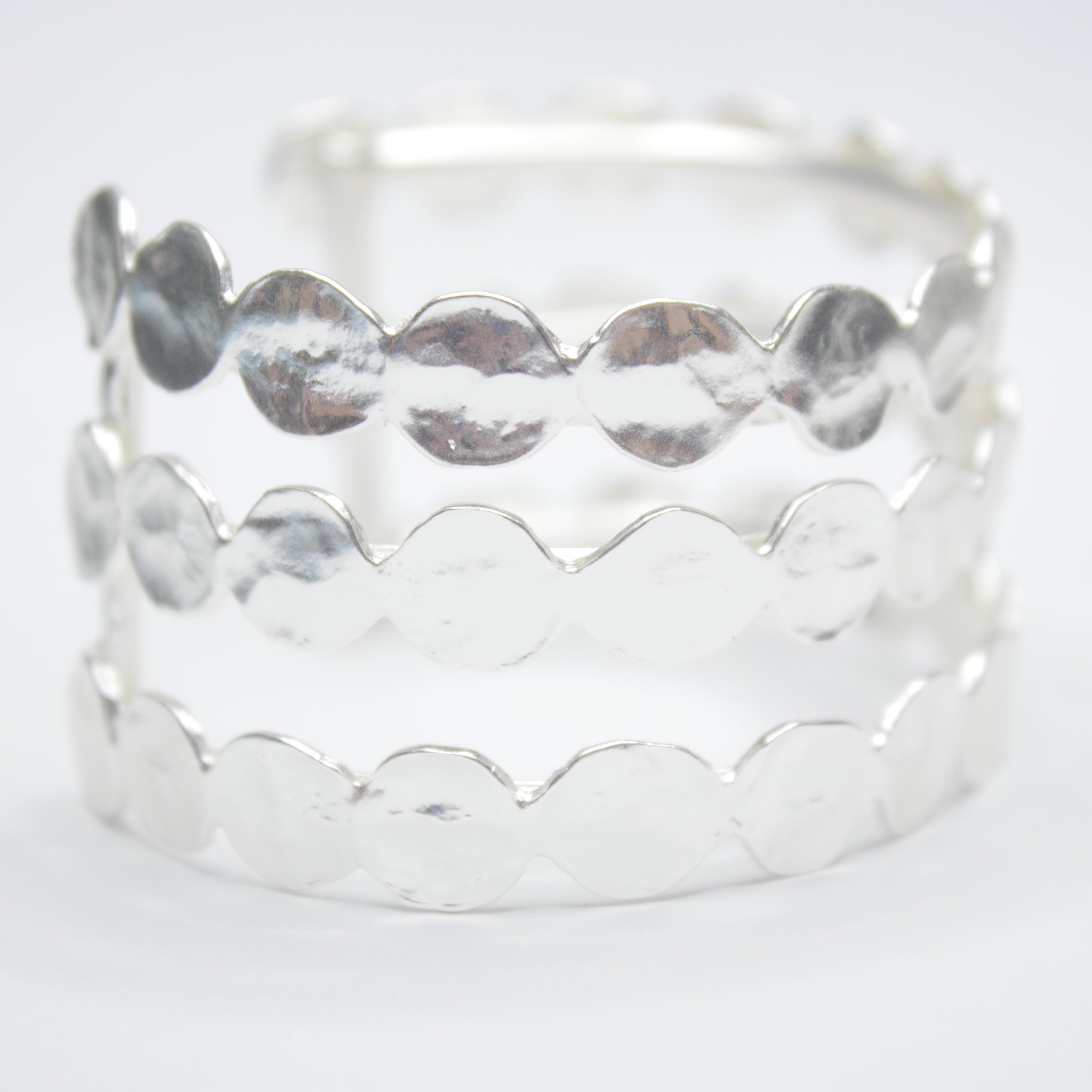 B70721 Bracelet manchette mini pièce - Karine Sultan - Créations Uniques