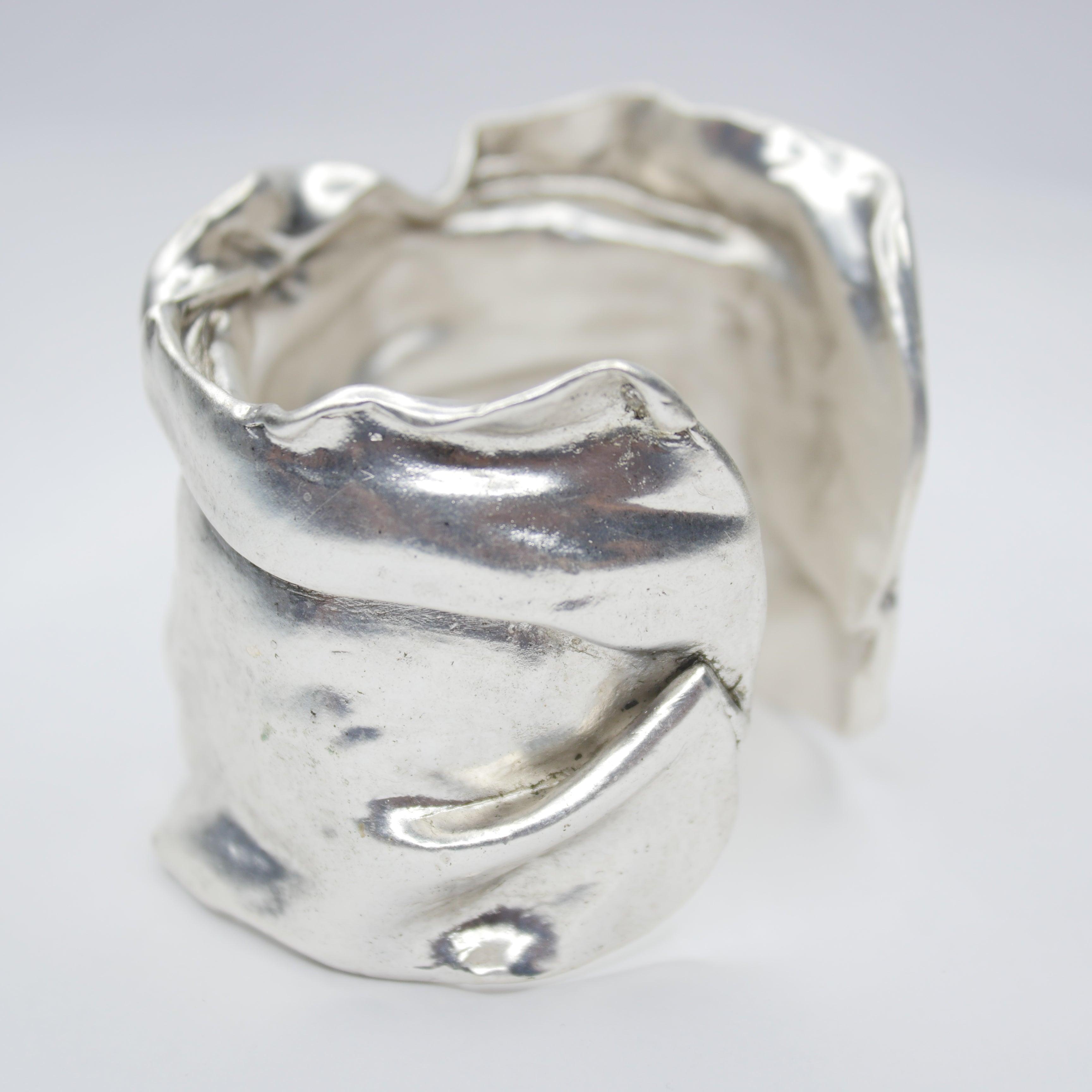 B67081 Bracelet manchette en cotte de mailles - Karine Sultan - Créations Uniques