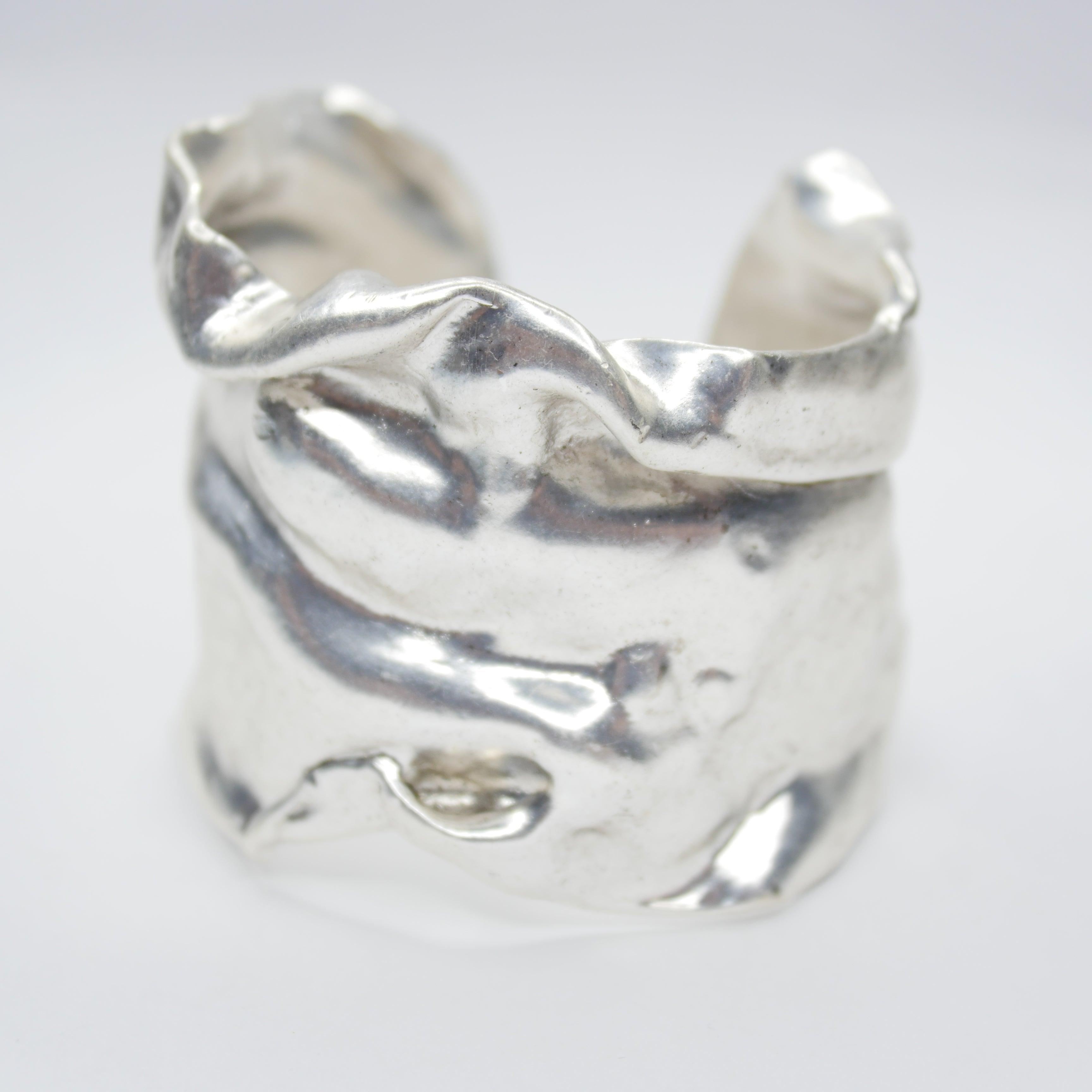 B67081 Bracelet manchette en cotte de mailles - Karine Sultan - Créations Uniques