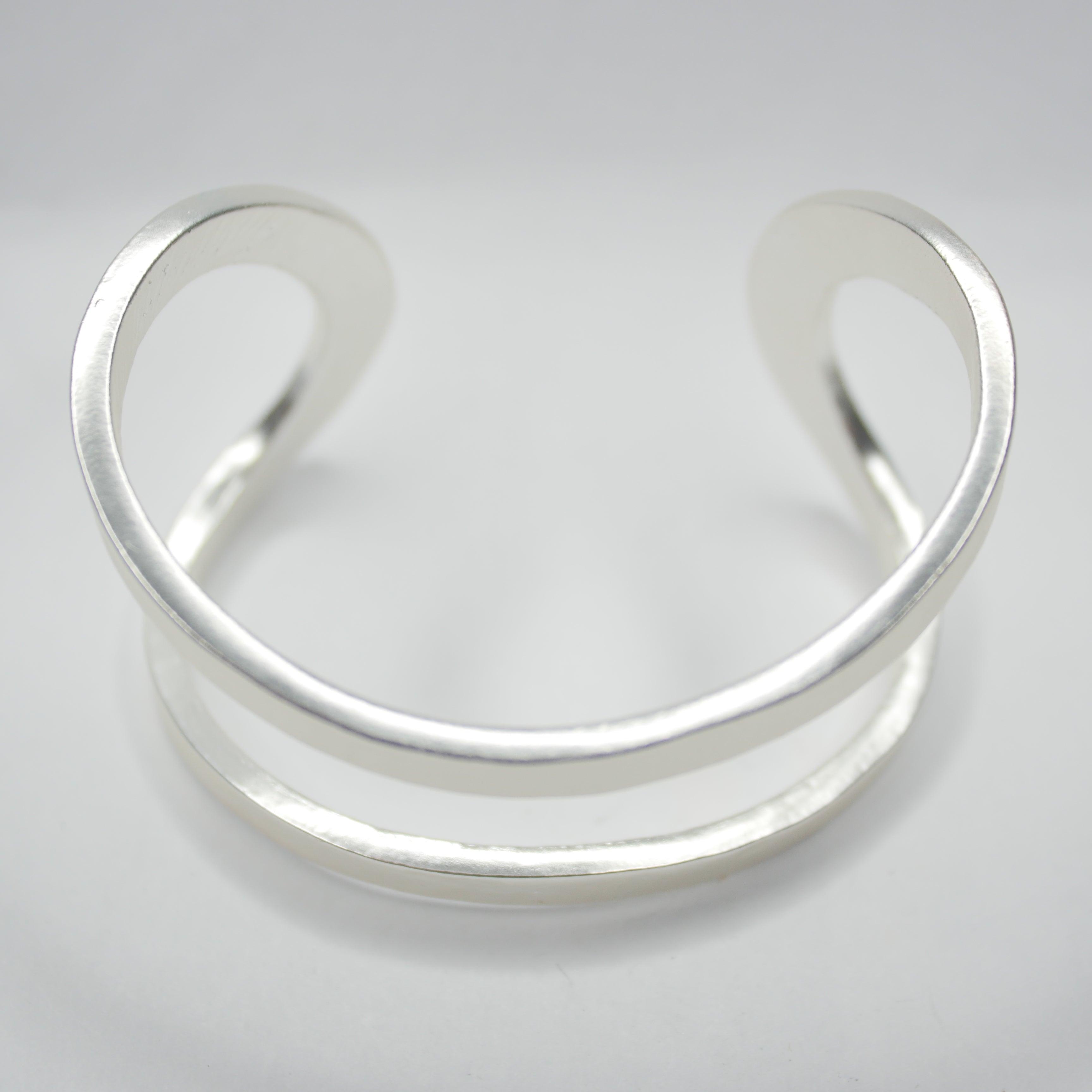 B61045 Bracelet Manchette fendue minimaliste - Karine Sultan - Créations Uniques