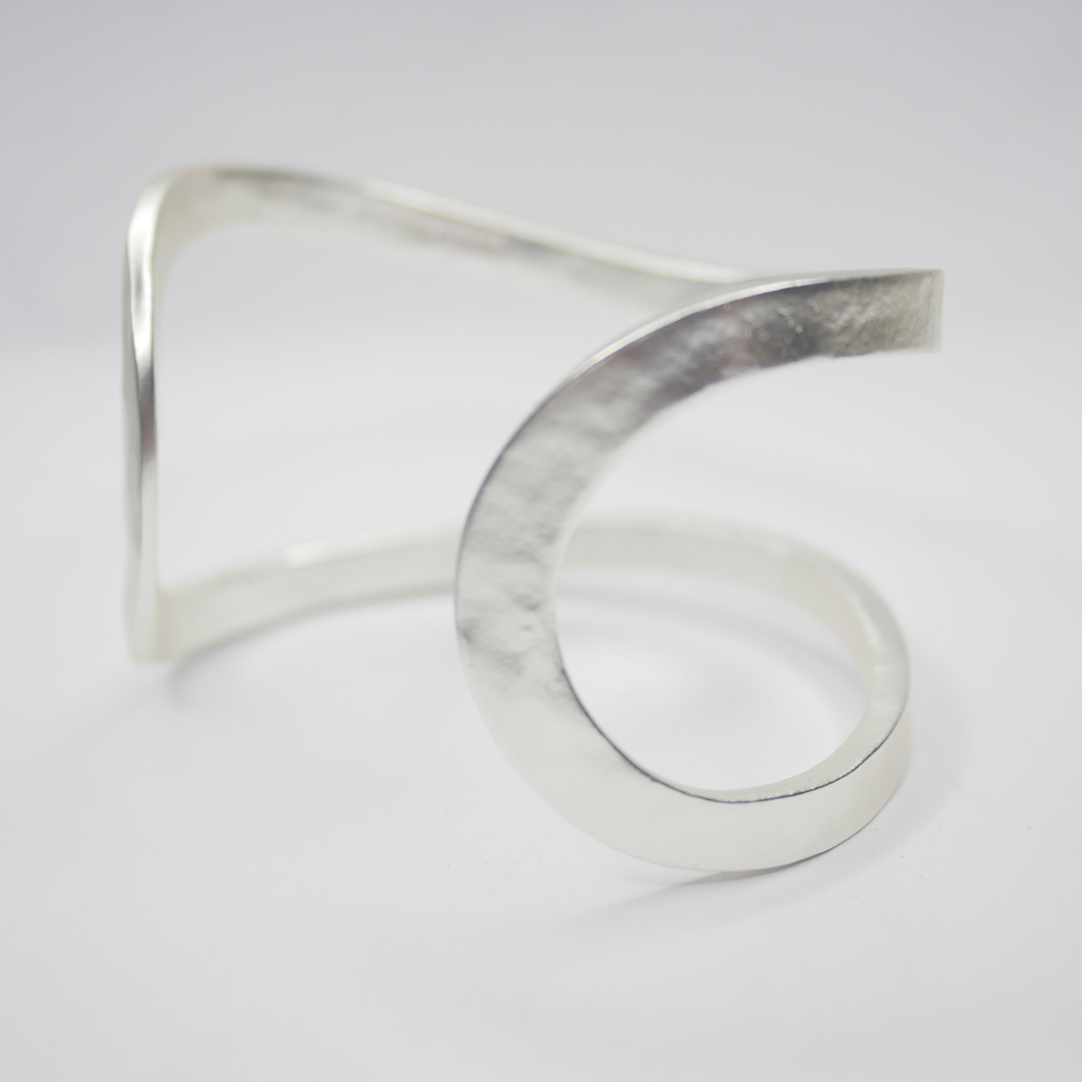 B61045 Bracelet Manchette fendue minimaliste - Karine Sultan - Créations Uniques