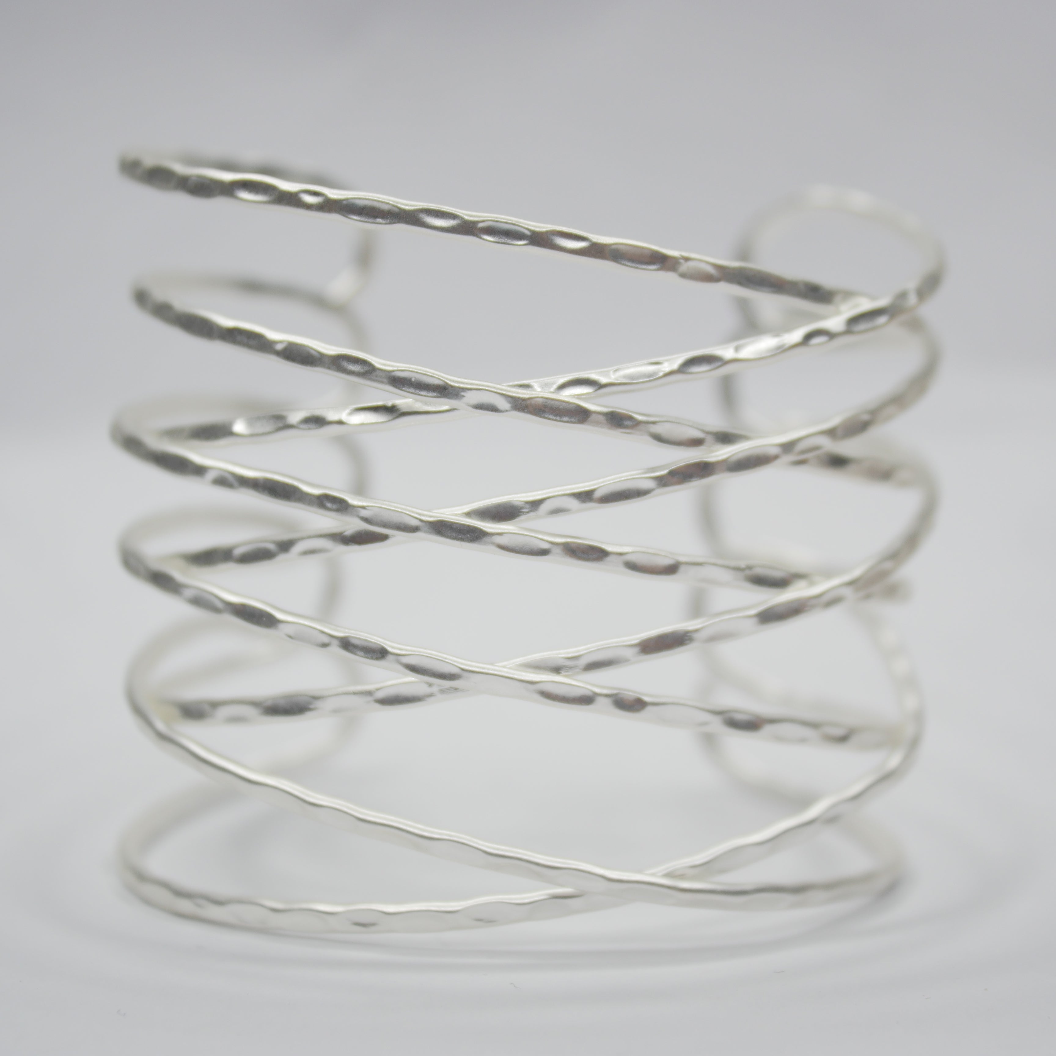 B61047 Bracelet Manchette Fil - Karine Sultan - Créations Uniques