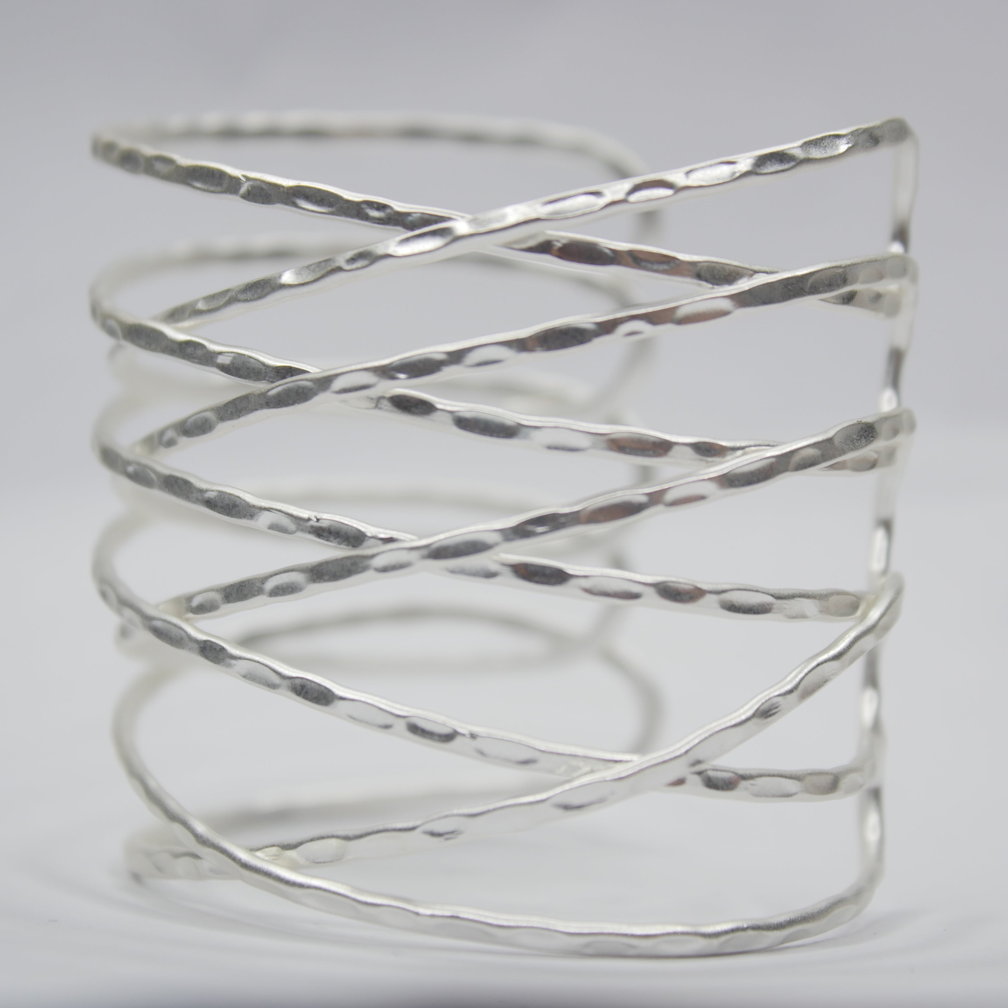 B61047 Bracelet Manchette Fil - Karine Sultan - Créations Uniques