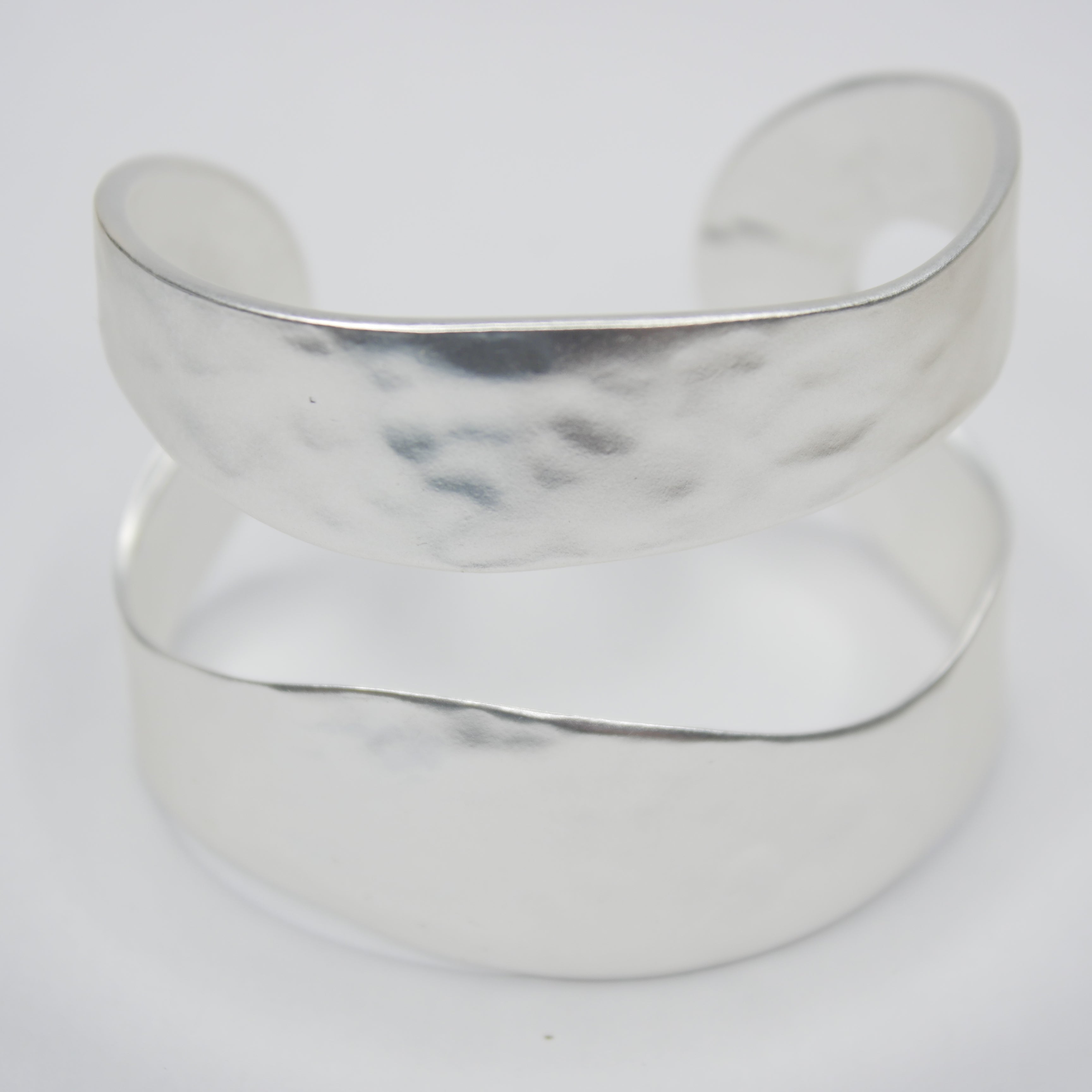 B57016 Bracelet Manchette fendue - Karine Sultan - Créations Uniques