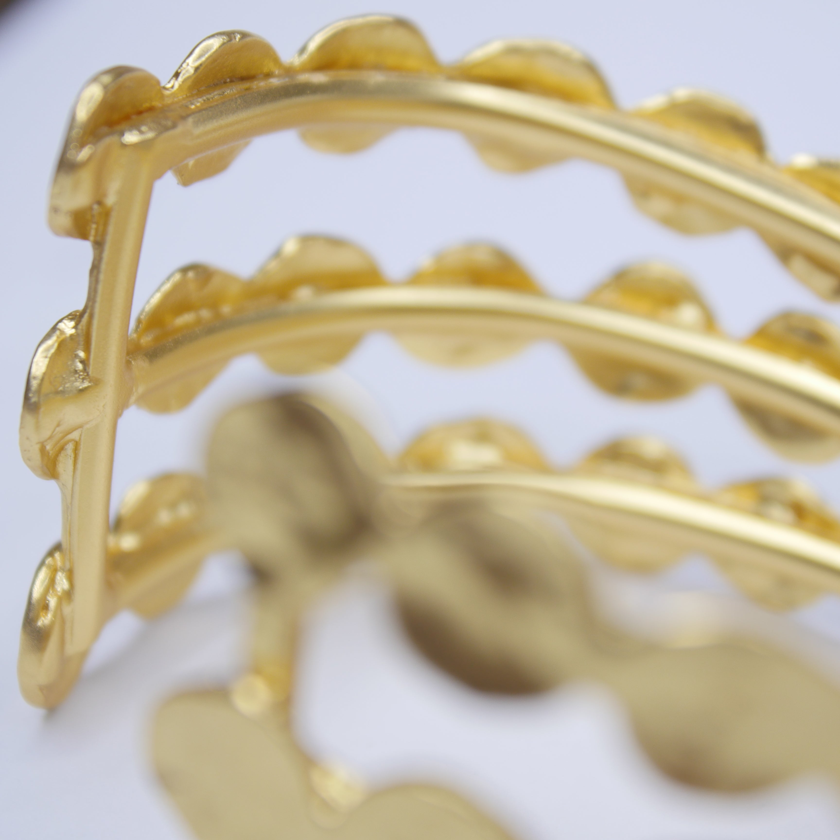 B70721 Bracelet manchette mini pièce - Karine Sultan - Créations Uniques