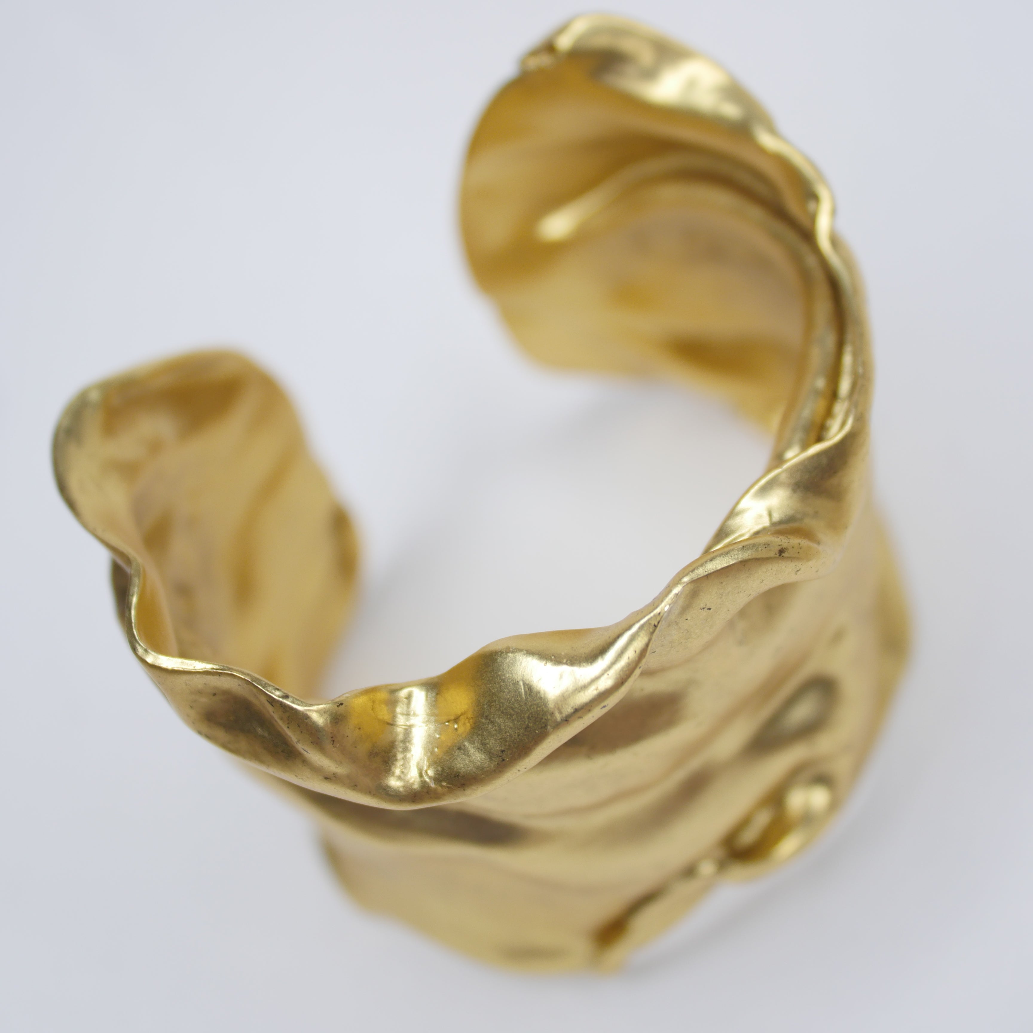 B67081 Bracelet manchette en cotte de mailles - Karine Sultan - Créations Uniques