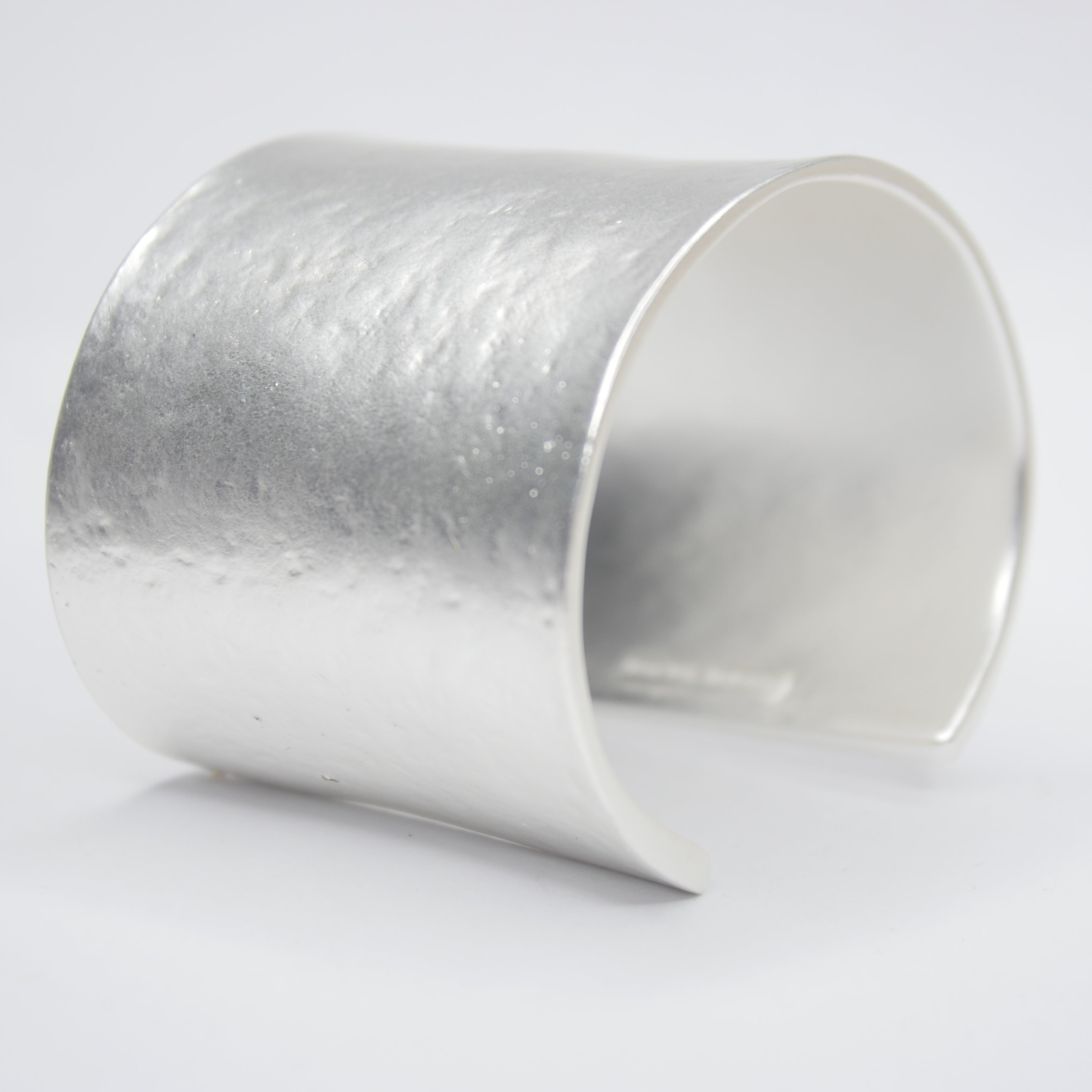 B50426 Bracelet Manchette texturée - Karine Sultan - Créations Uniques