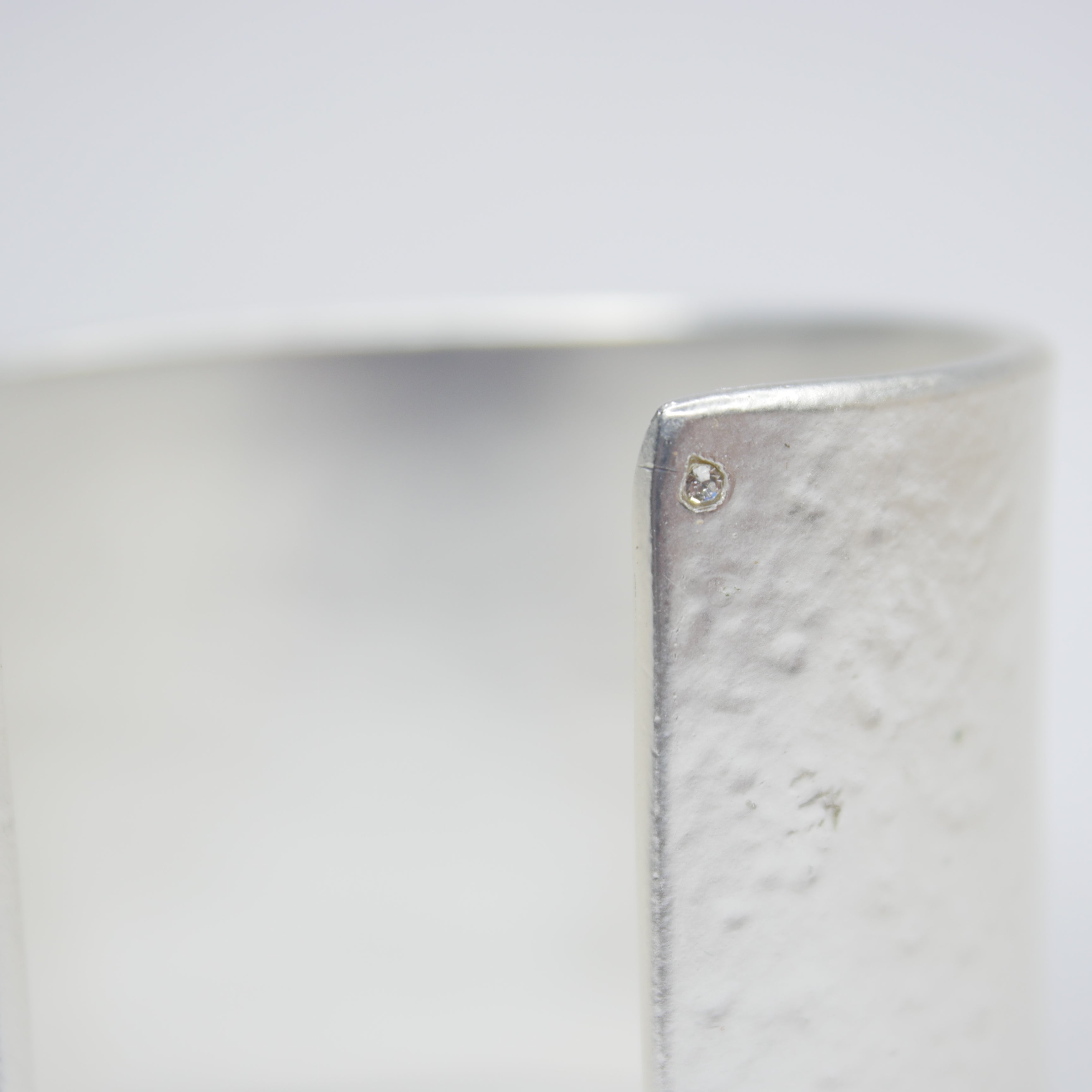 B50426 Bracelet Manchette texturée - Karine Sultan - Créations Uniques