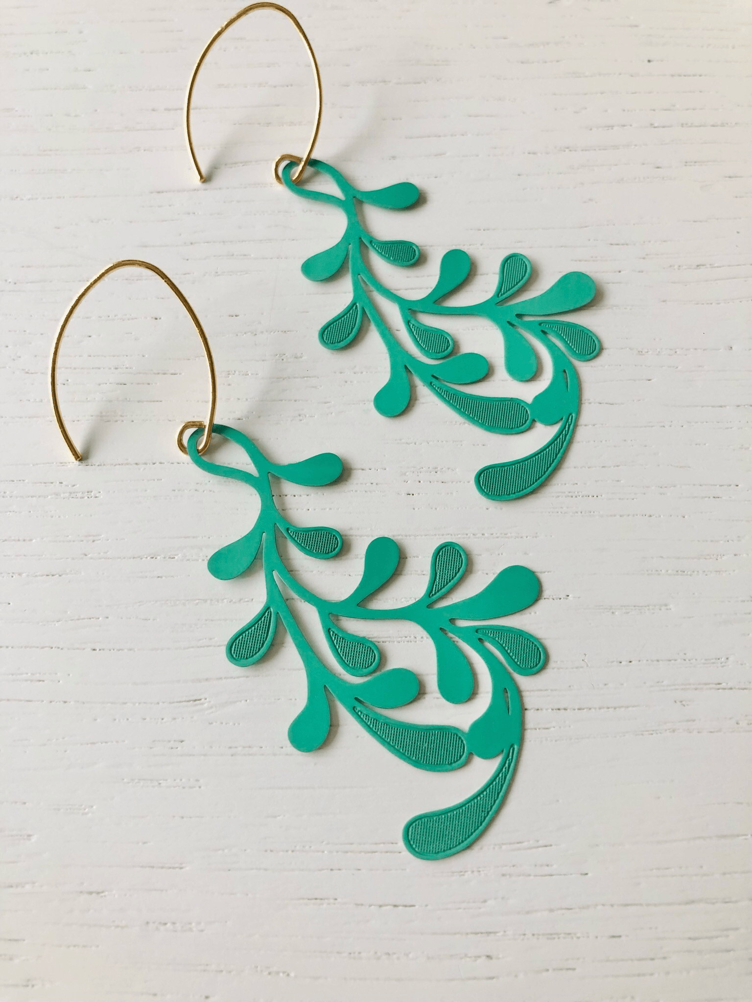 Boucles d’oreilles NINON feuillage vert - Créations Uniques - Créations Uniques