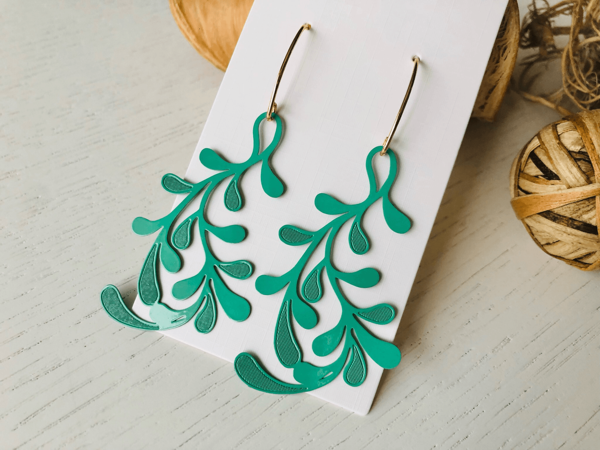 Boucles d’oreilles NINON feuillage vert - Créations Uniques - Créations Uniques