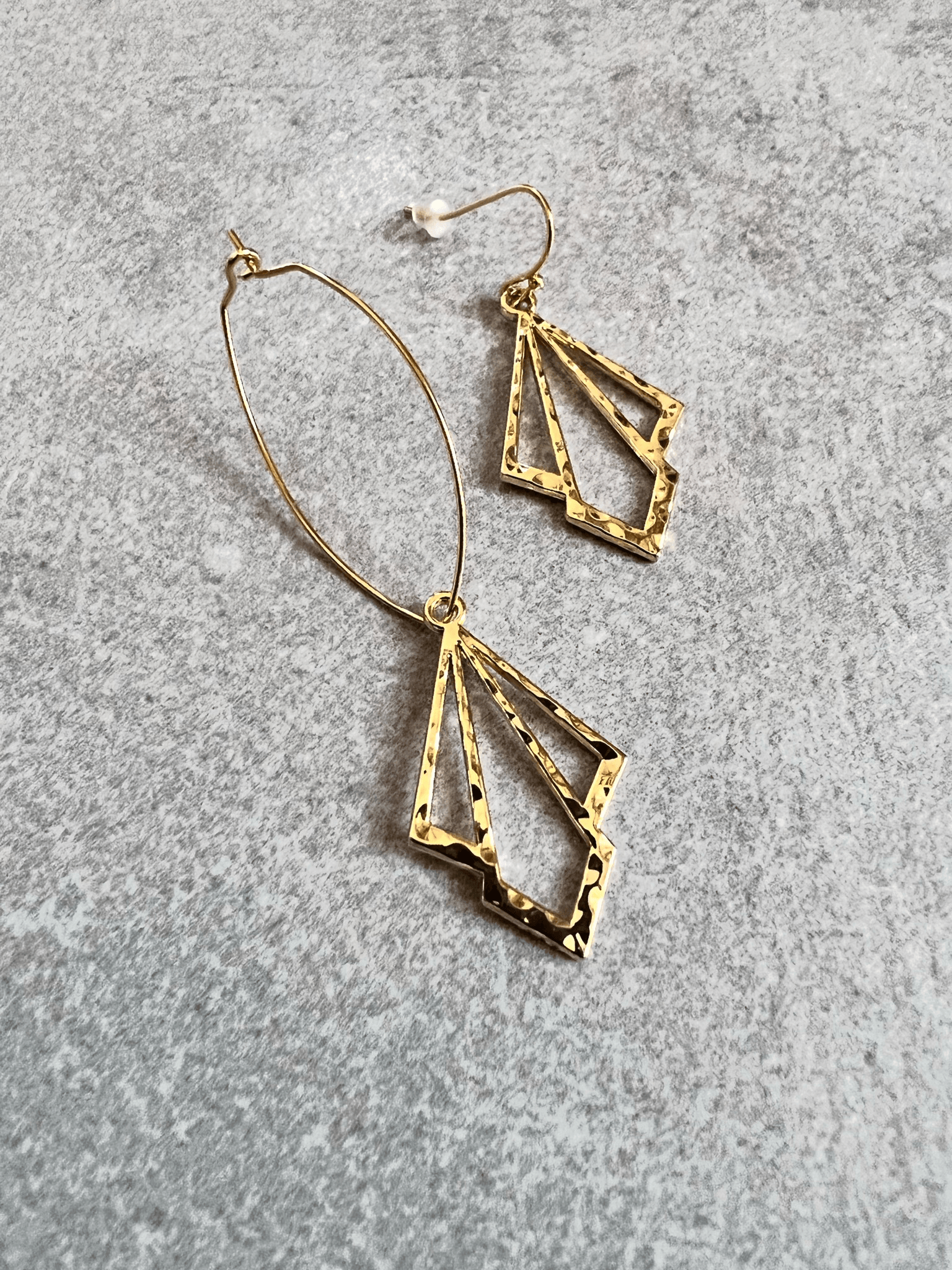 Boucles d’oreilles asymétriques ARIZONA losanges fins et dorés - Créations Uniques - Créations Uniques