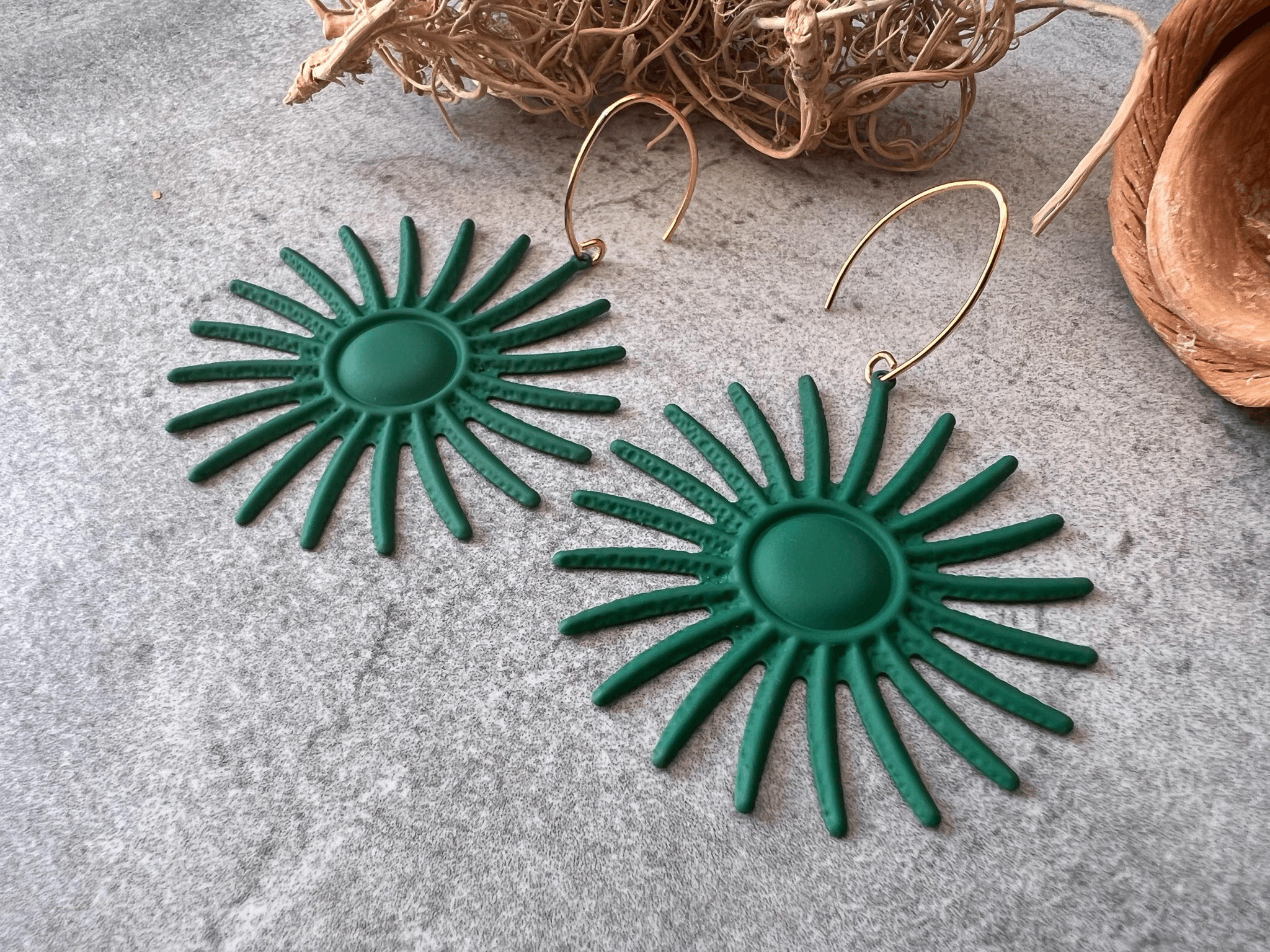 Boucles d’oreilles ANGELA soleil vert - Créations Uniques - Créations Uniques