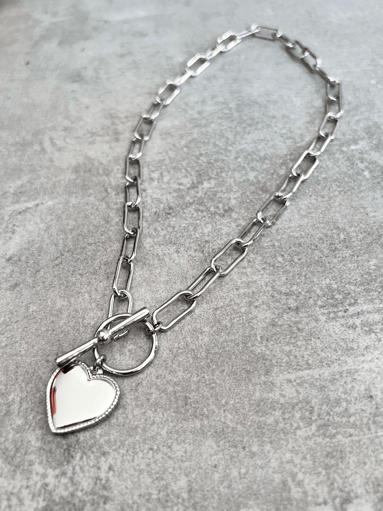 Collier CAMILLE pendentif cœur argenté - Créations Uniques