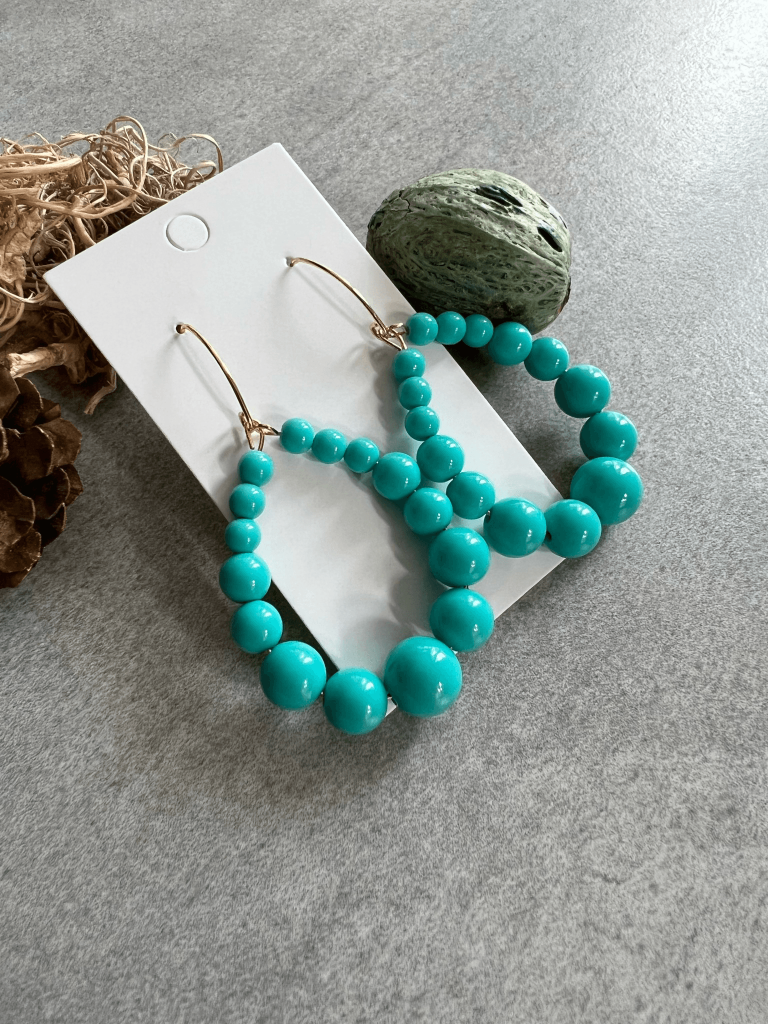 Boucles d’oreilles JANE perles bleu turquoise - Créations Uniques - Créations Uniques