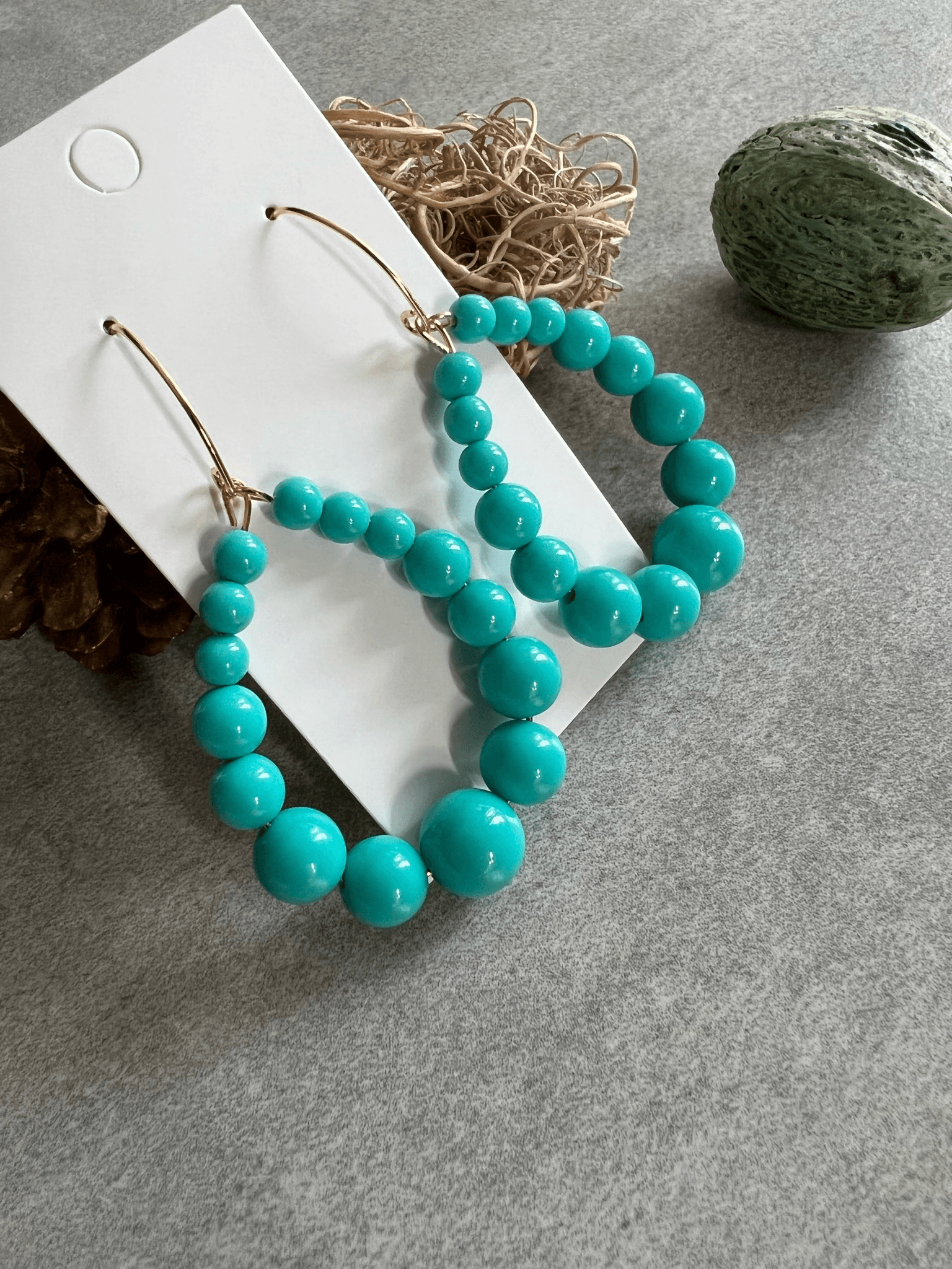 Boucles d’oreilles JANE perles bleu turquoise - Créations Uniques - Créations Uniques