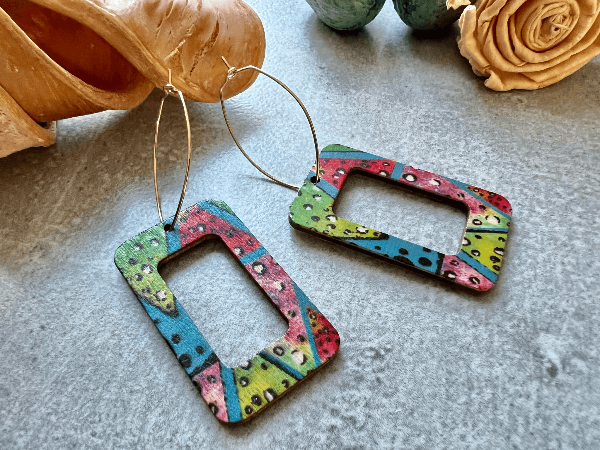 Boucles d’oreilles RAPHAELLA style bohème bois multicolore - Créations Uniques