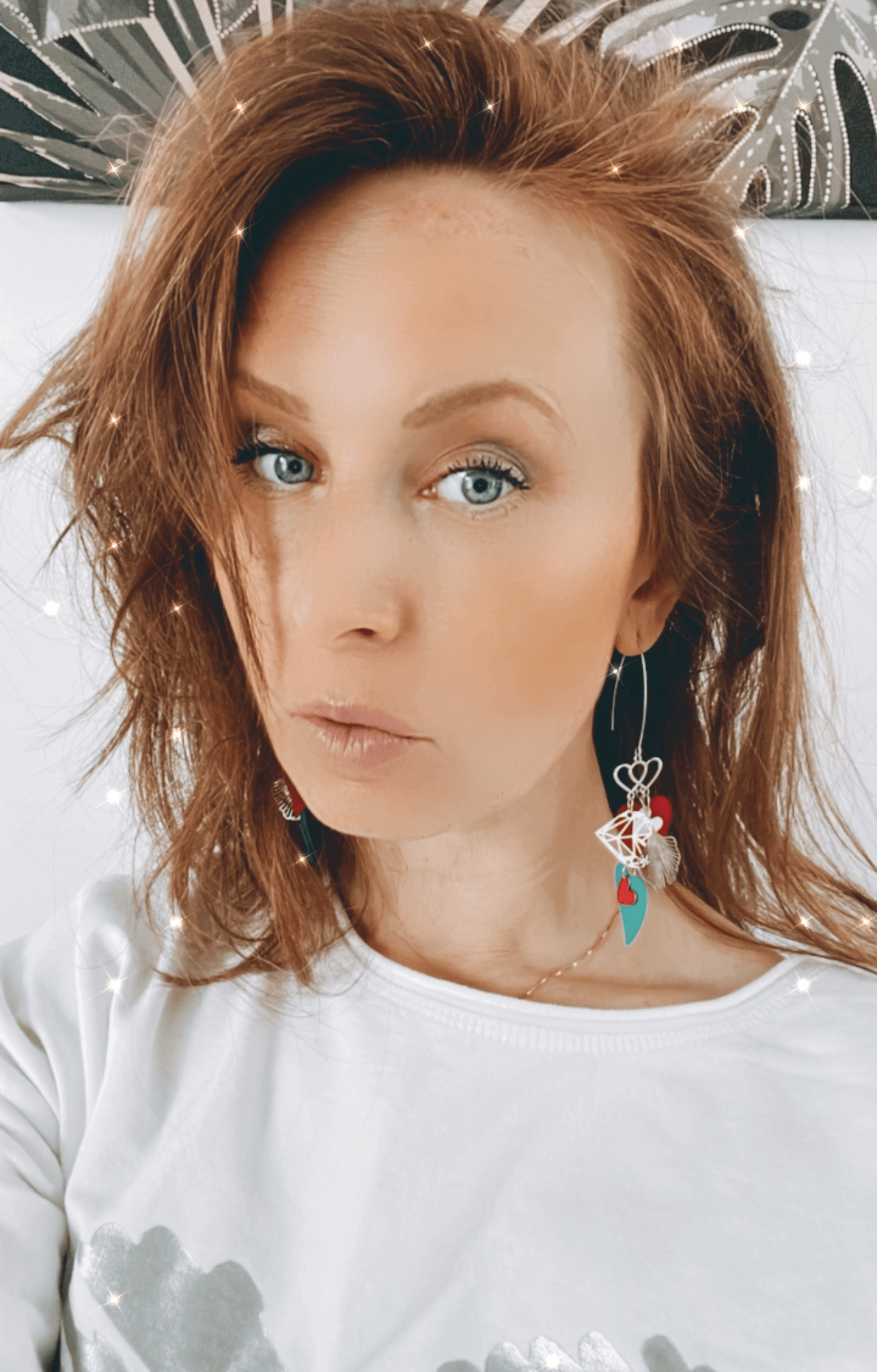 Boucles d’oreilles argentées VICTORINE cœurs verts , blancs et rouges bijoux fait main - Créations Uniques