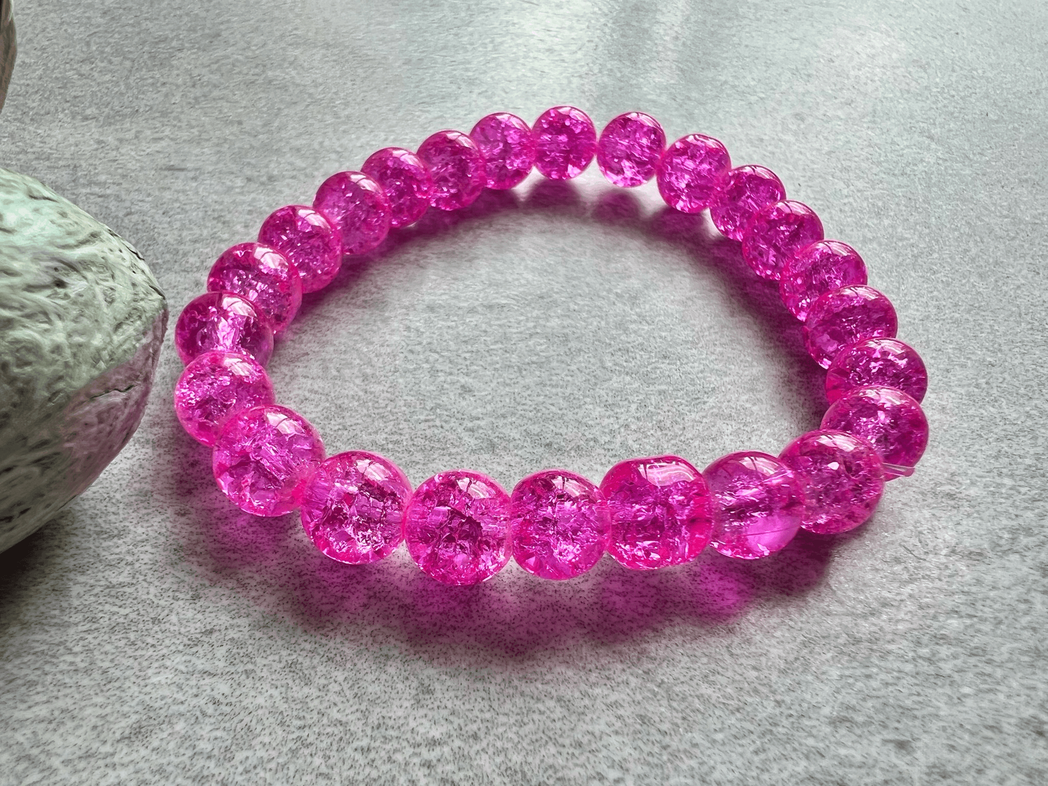 Bracelet ANNE-CELINE perles roses effet craquelé - Créations Uniques - Créations Uniques