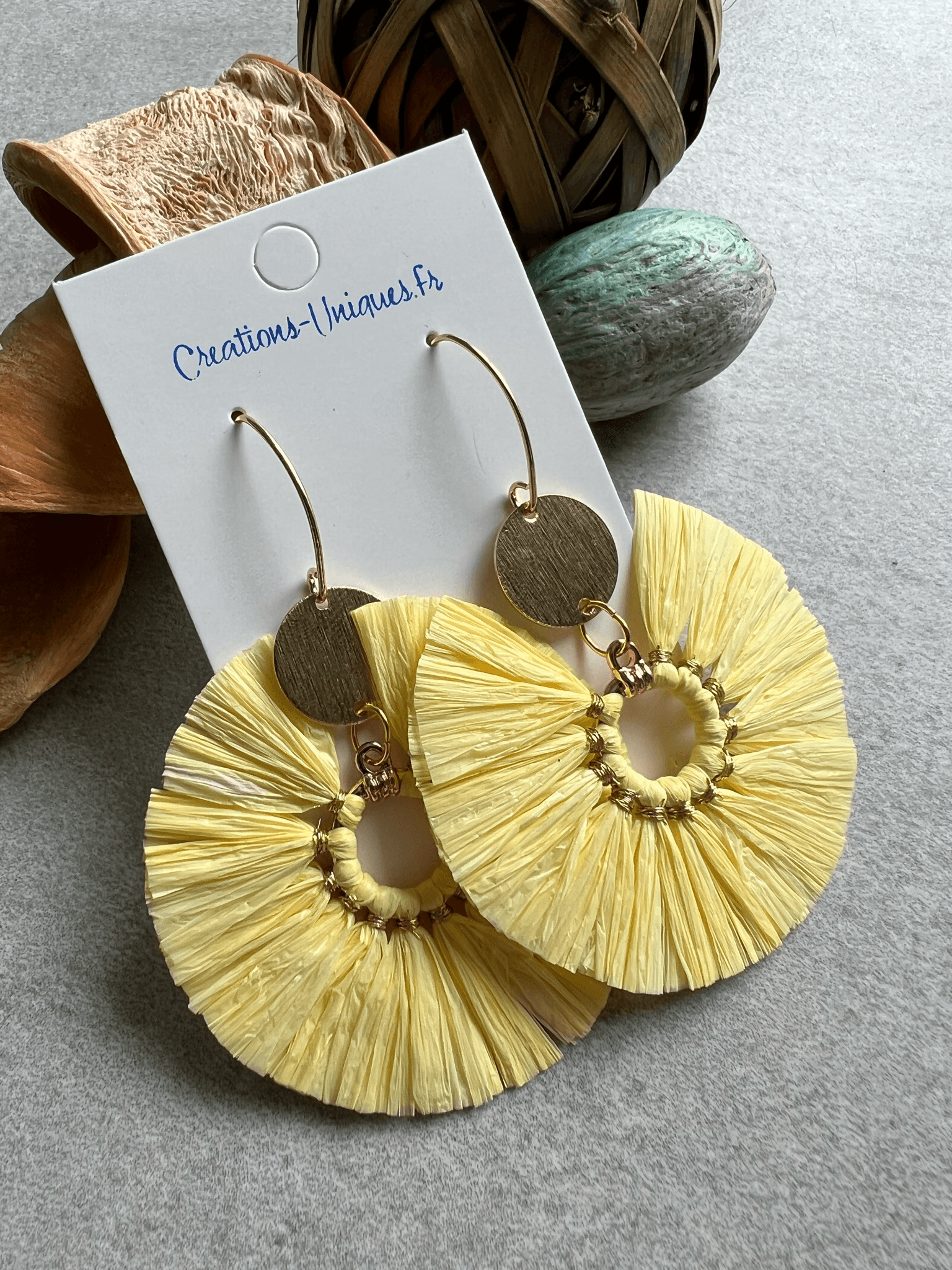 Boucles d’oreilles MOLLY raphia jaune pâle - Créations Uniques - Créations Uniques