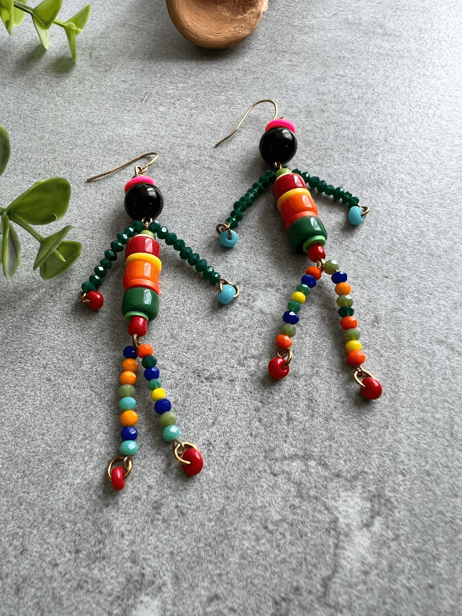 Boucles d’oreilles FANNY poupées / perles multicolores - Créations Uniques