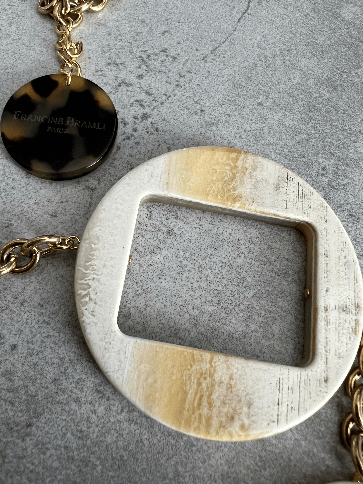 Collier original et asymétrique Francine BRAMLI - NATURELLE - Créations Uniques