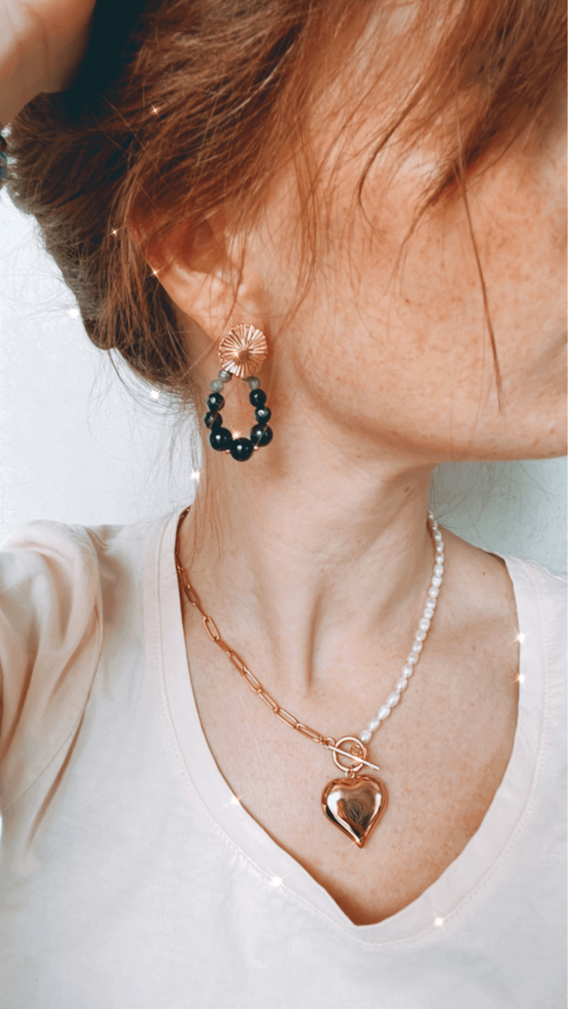 Boucles d’oreilles CANDY gouttes perles noires clous dorés - Créations Uniques