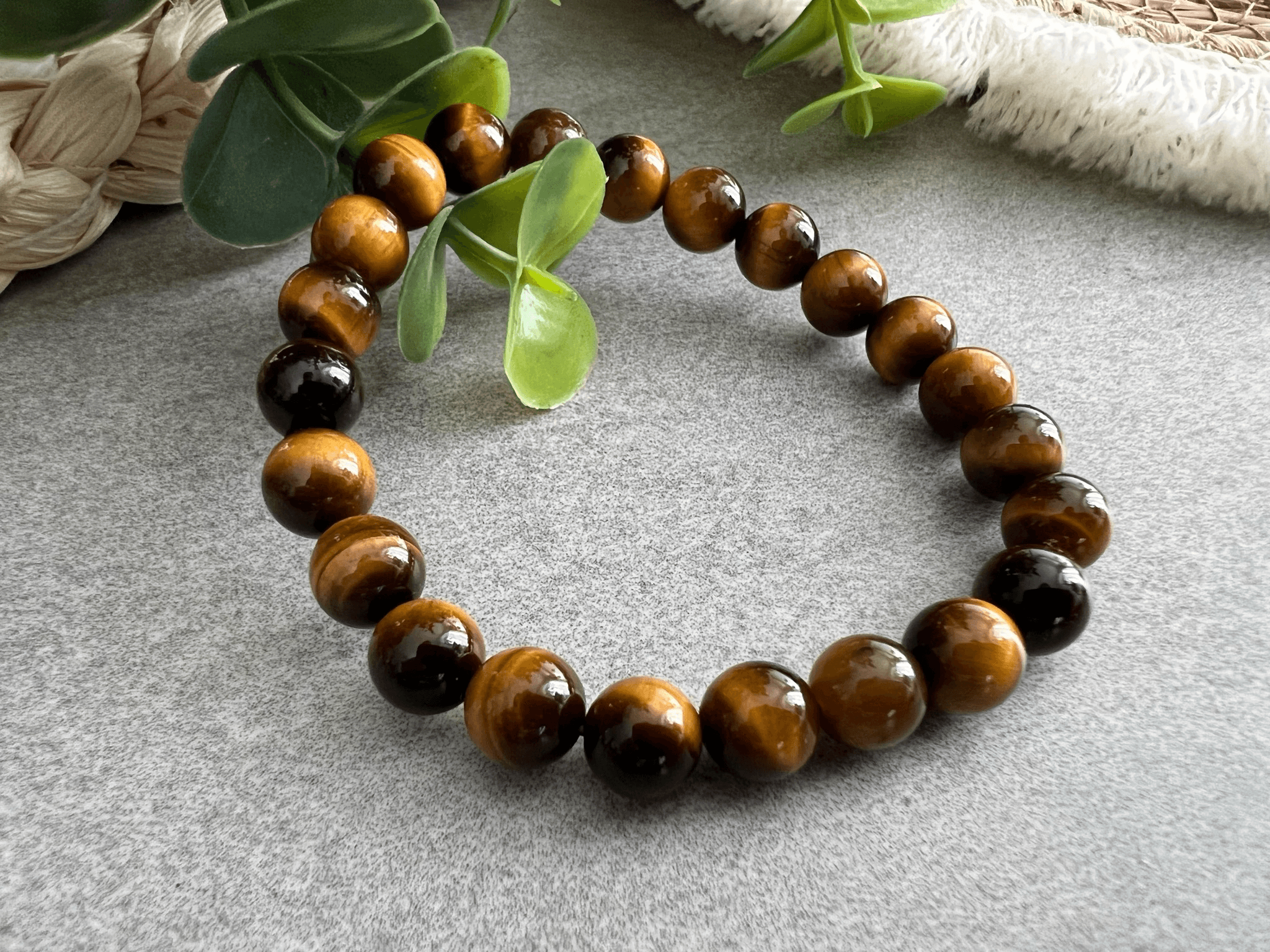 Bracelet TAORMINE - Perles minérales OEIL DE TIGRE. - Créations Uniques