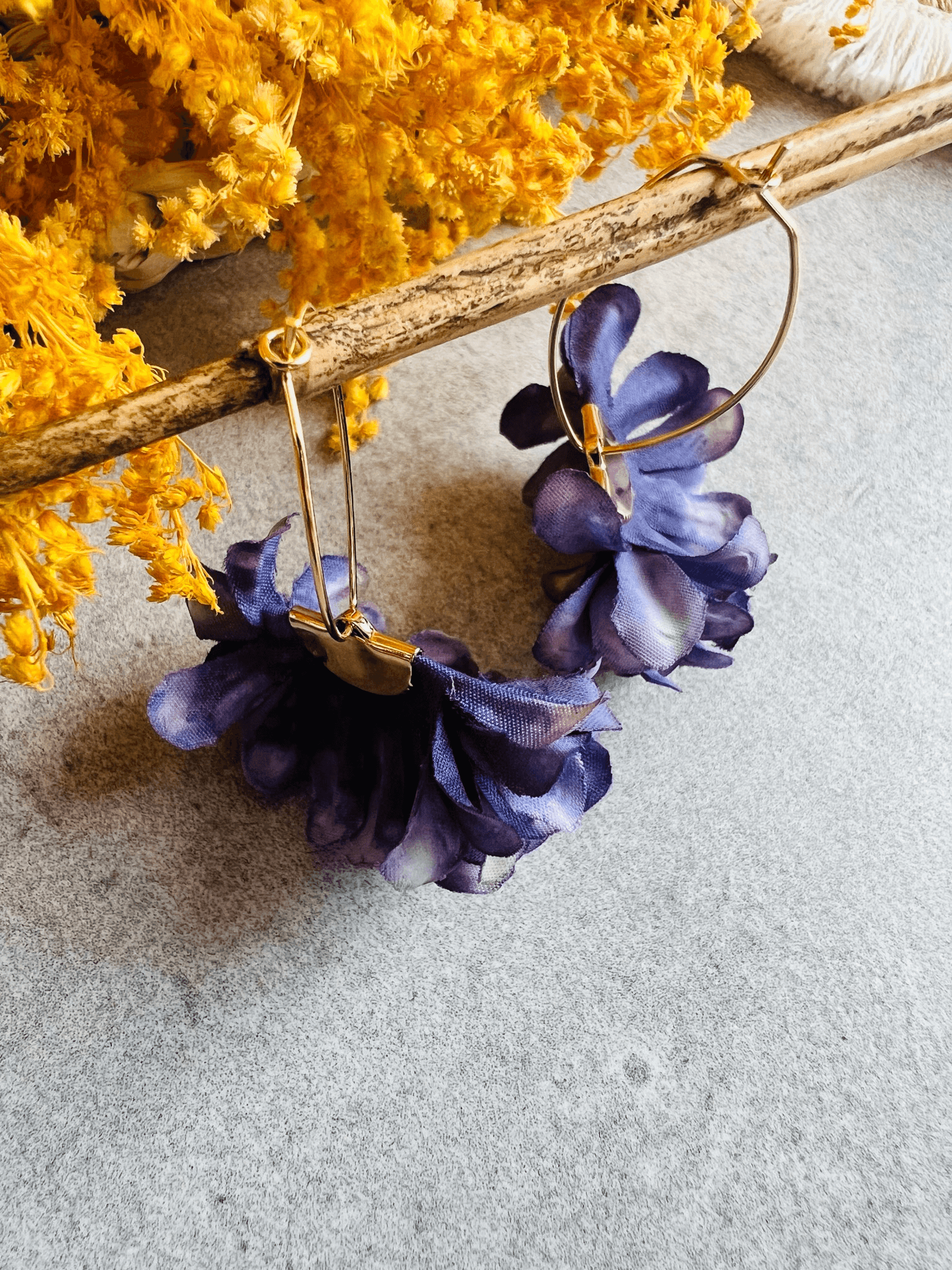 Boucles d’oreilles COLETTE pampilles tissu violettes - Créations Uniques - Créations Uniques