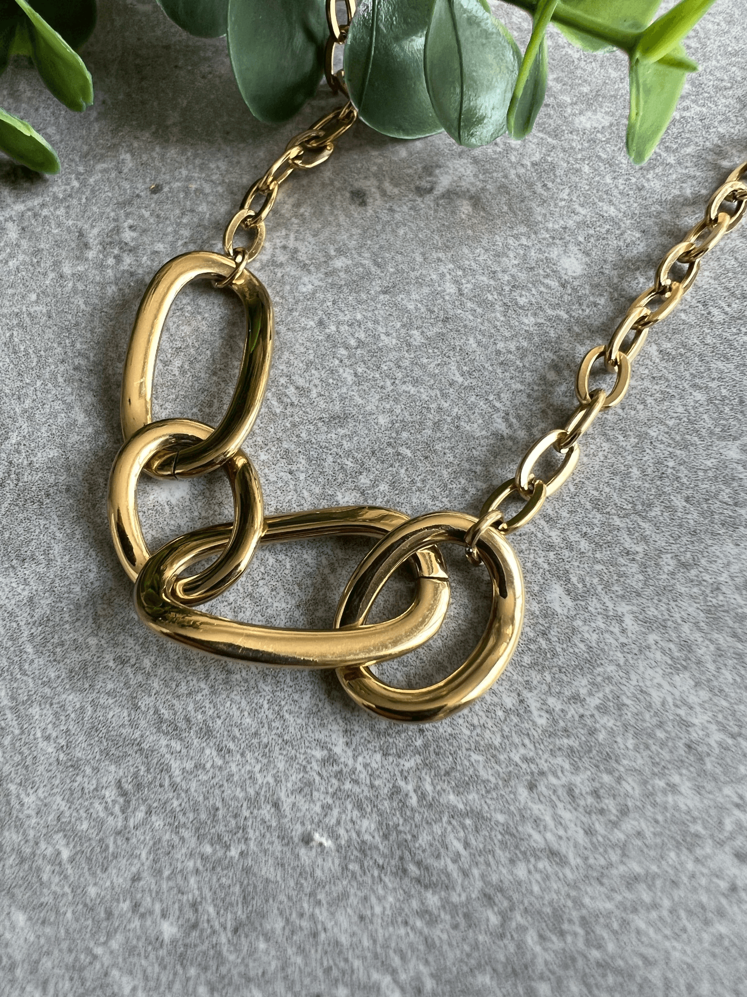 Collier casual NOËLLE maillons dorés - Créations Uniques