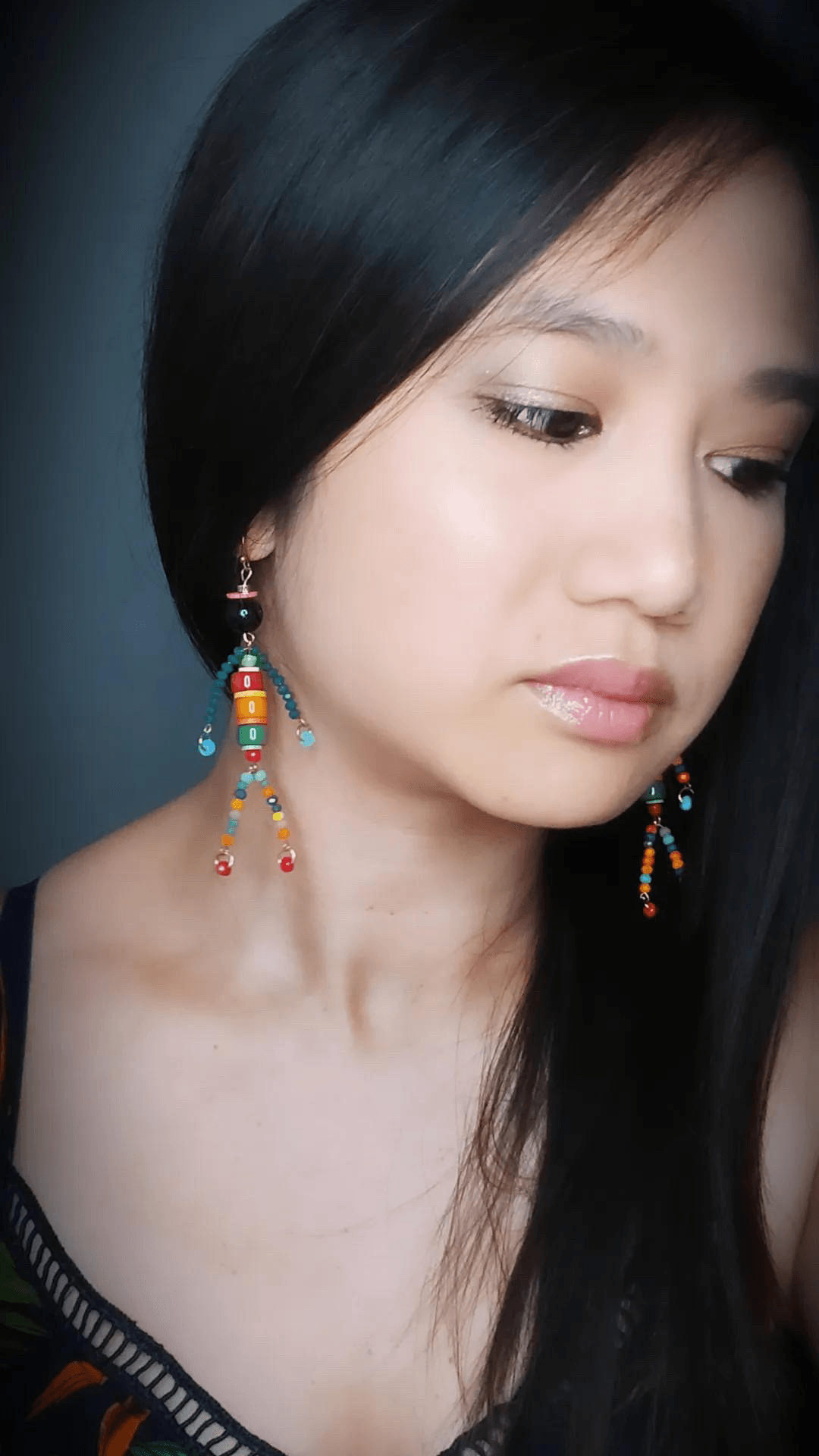 Boucles d’oreilles FANNY poupées / perles multicolores - Créations Uniques