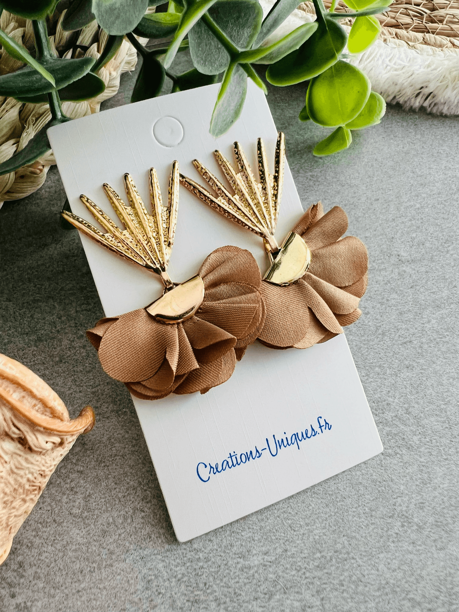 Boucles d’oreilles JACQUELINE pampilles tissu marron - Créations Uniques - Créations Uniques