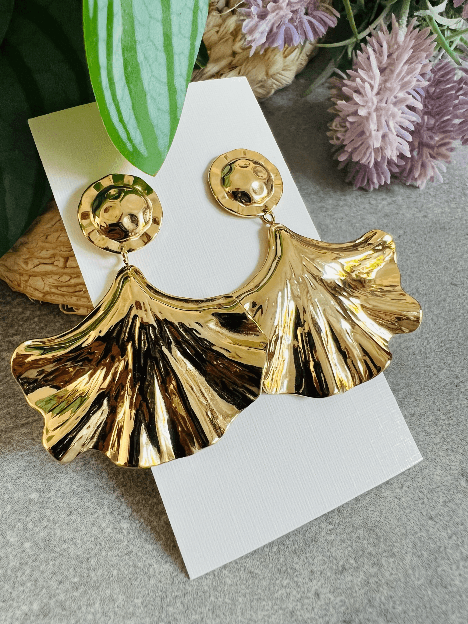 Boucles d’oreilles GRETA feuilles ginkgo dorées - Créations Uniques