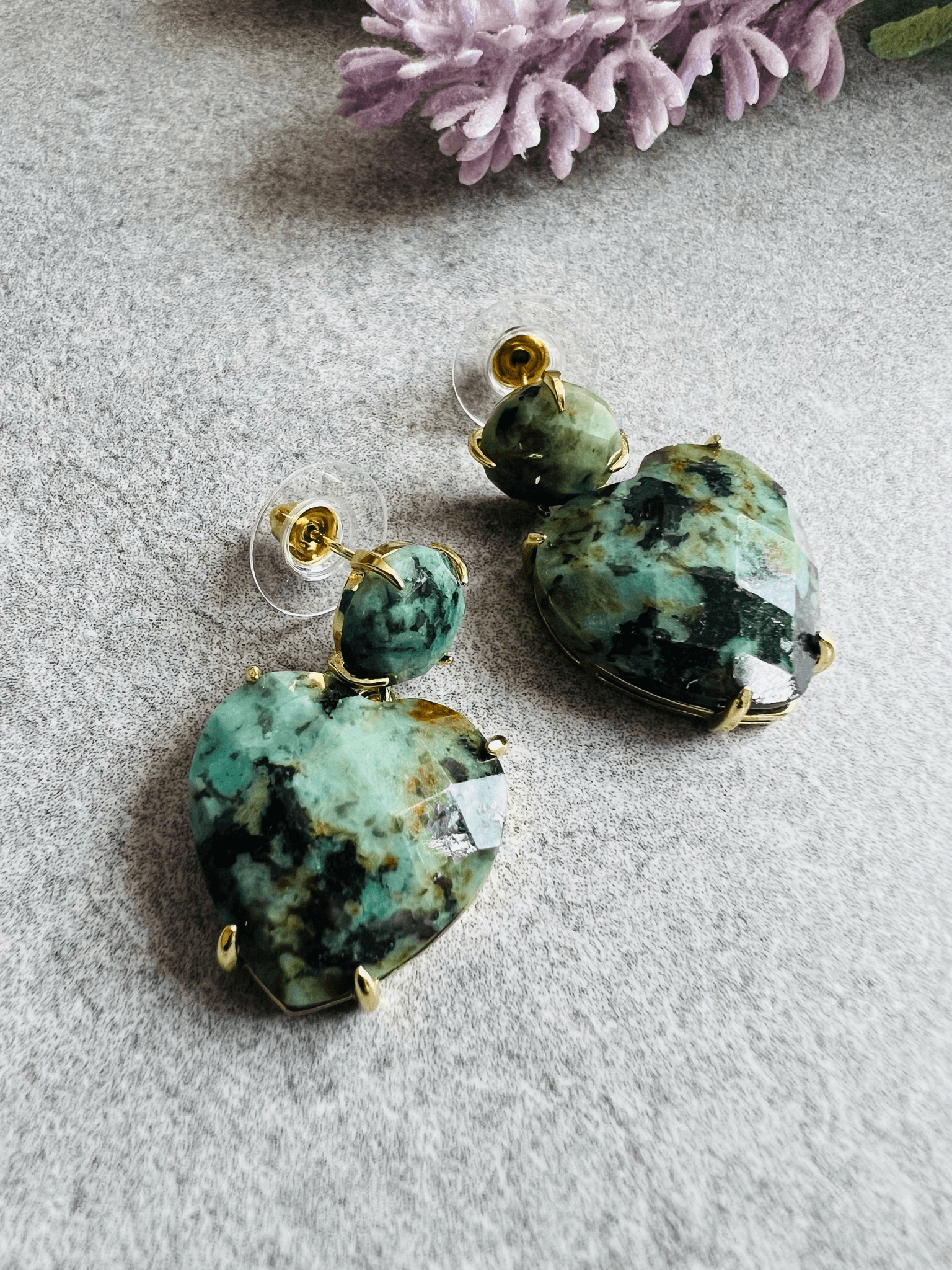 Boucles d’oreilles LESLIE cœurs turquoises - Créations Uniques