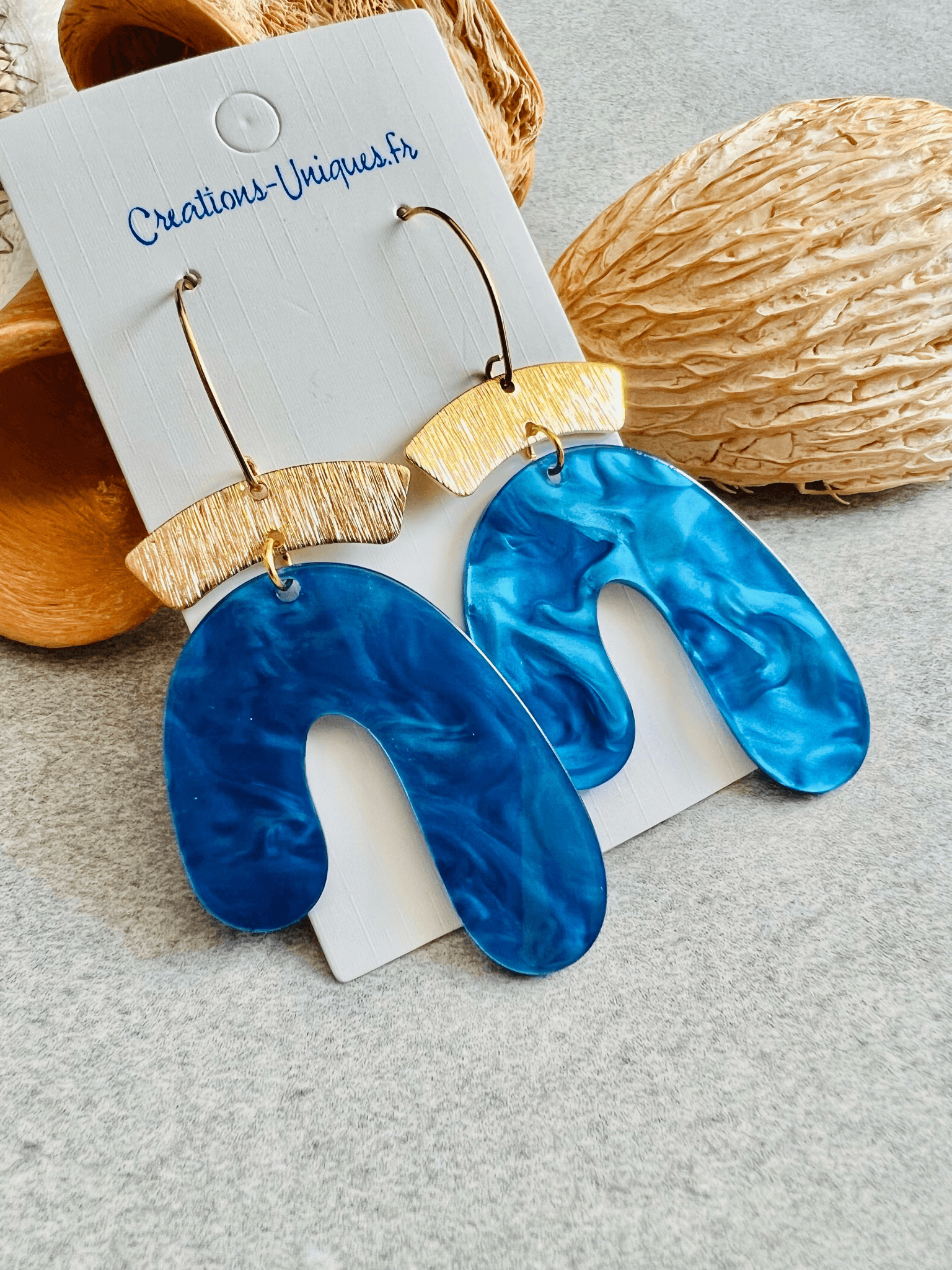 Boucles d’oreilles MURPHY résine bleue - Créations Uniques - Créations Uniques