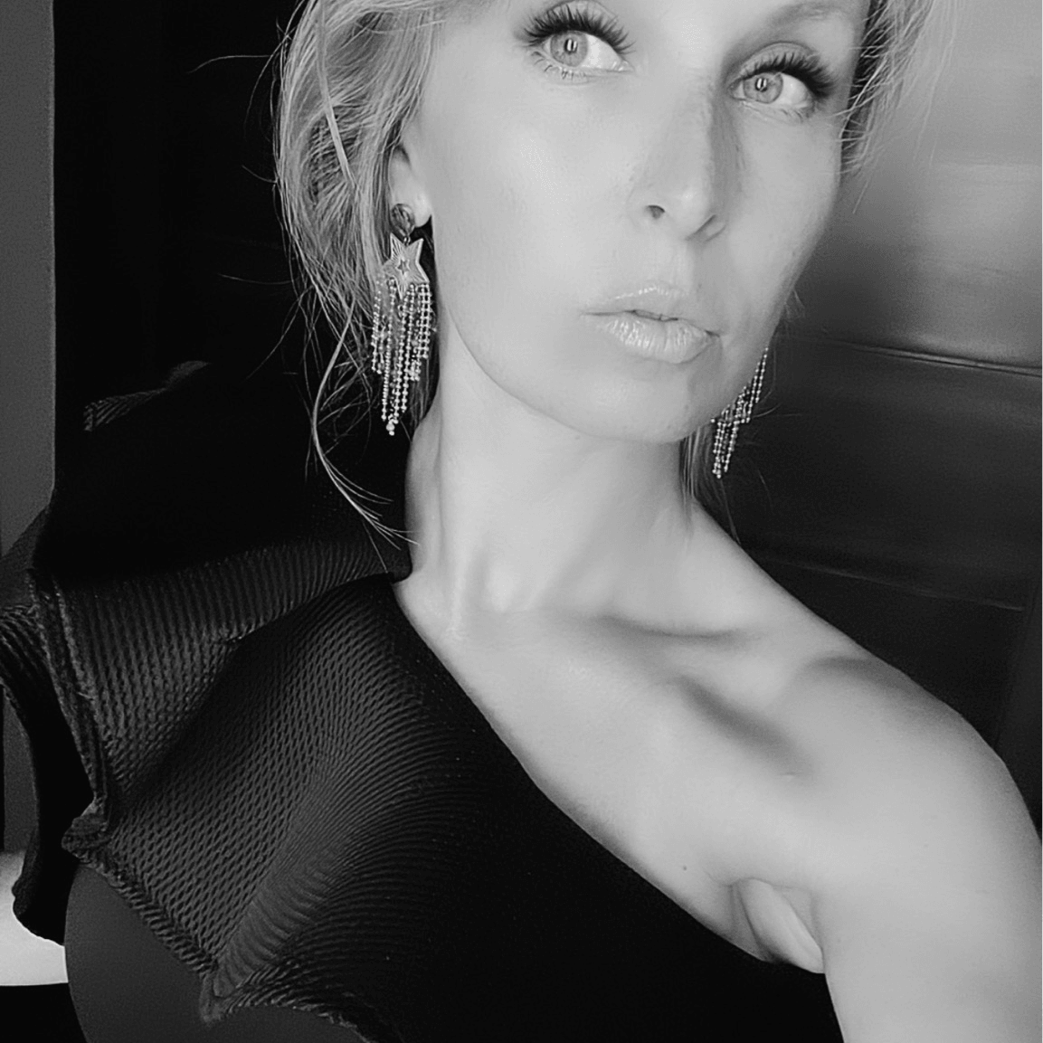 Boucles d’oreilles REGGIE étoiles dorées et perles multicolores - Créations Uniques